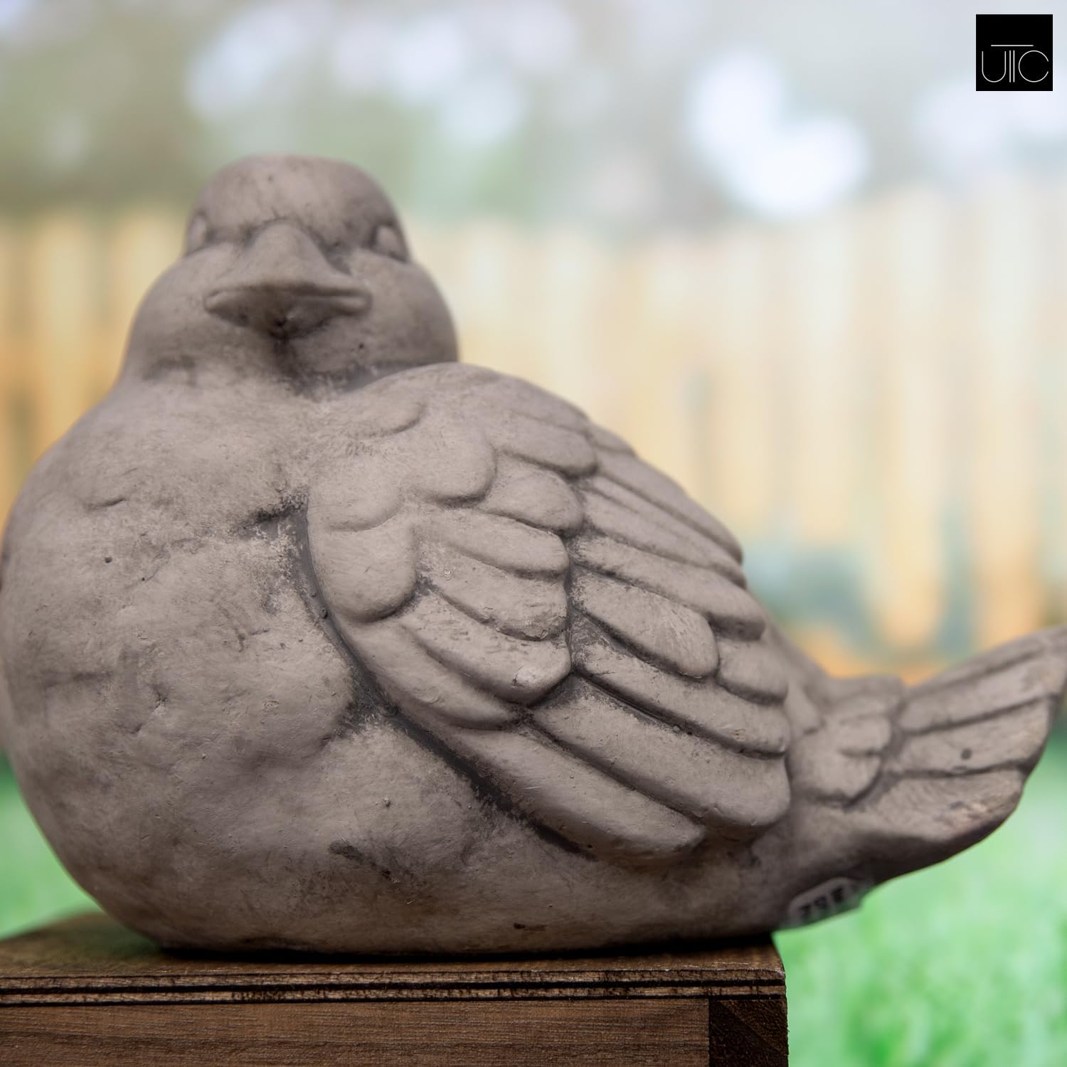 Small Cement Bird Statue, Gray Concrete Finish (8.25 X 5.25 X 6.25 In.) | Decorative Cement Bird Figurine With A Gray Concrete Finish, Ideal For Tables, Patios, Lawns, Yards, And Home Décor.