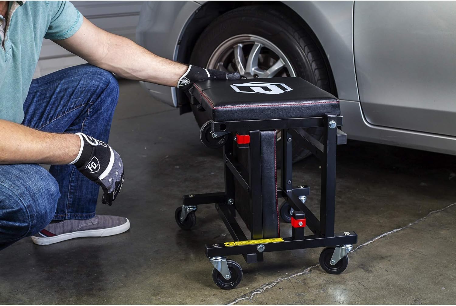 Powerbuilt 2-in-1 Rolling Creeper Seat Converts from High to Low Roller Seat, Fast, Tool-Free Conversion, Garage, Shop, Brake Jobs, Washing, Detailing