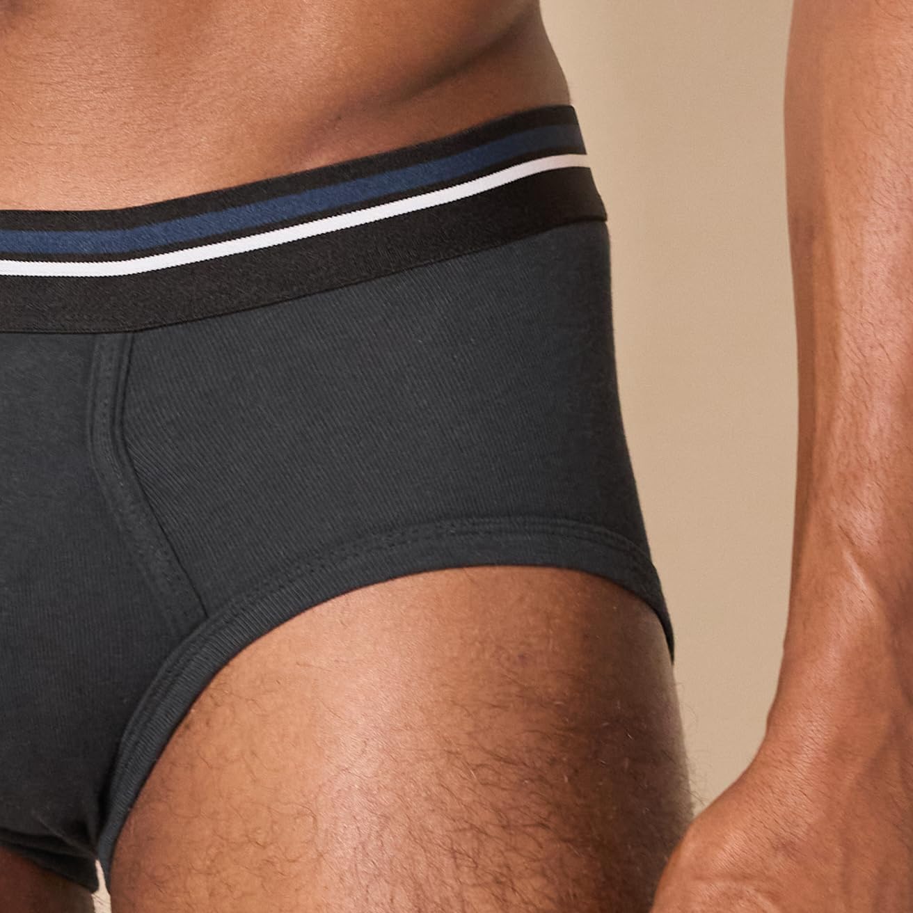 Amazon Essentials Men's Breathable Ribbed Knit Briefs with Elasticized Waistband, Multipacks