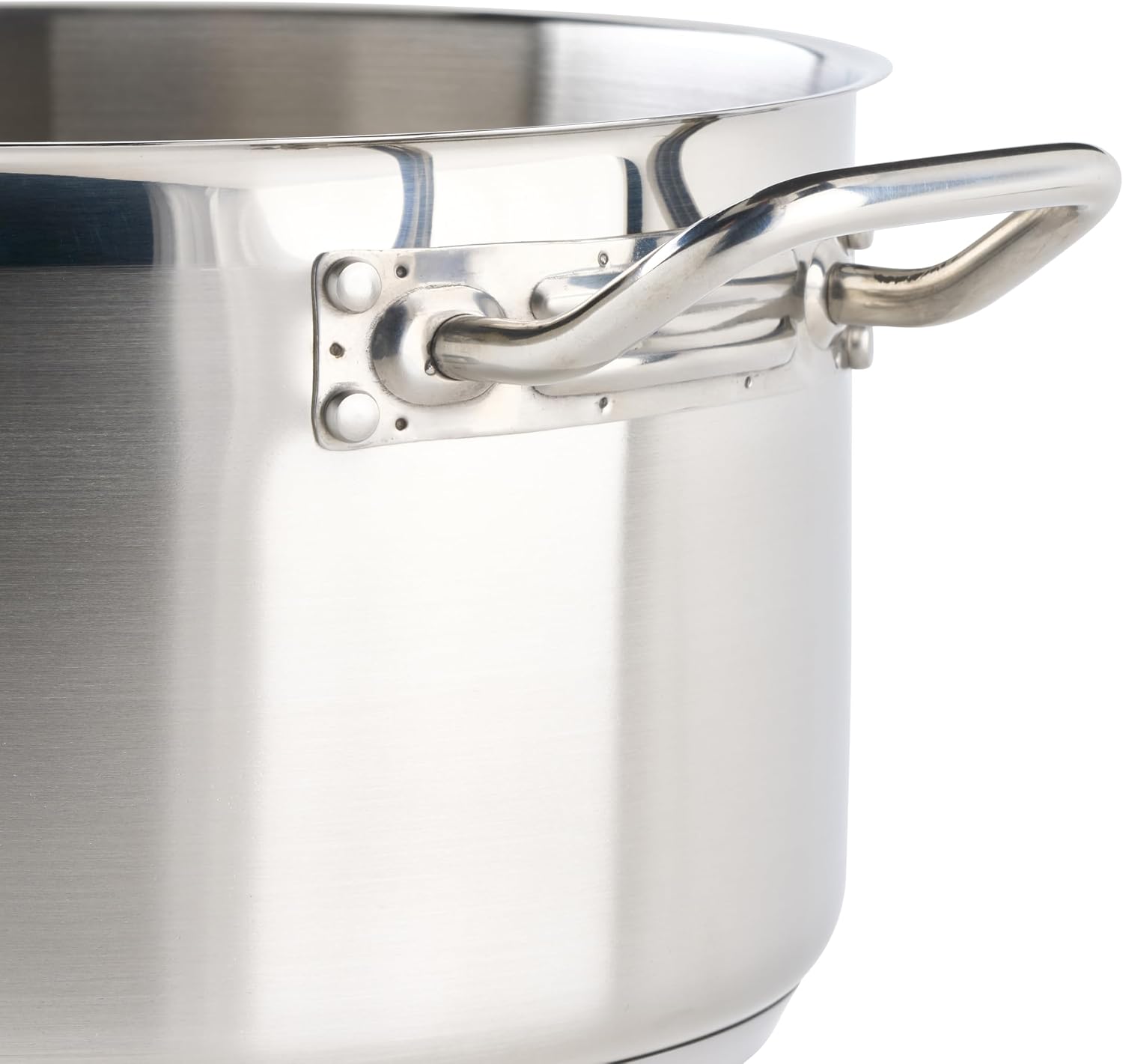 Winco 4 1/2 qt Heavy-Duty 4.5 qt Stainless Steel Sauce Pan with Cover | Even heat distribution, Secure riveted handle, Great for Cooking, Food Preparation and Restaurant Kitchens