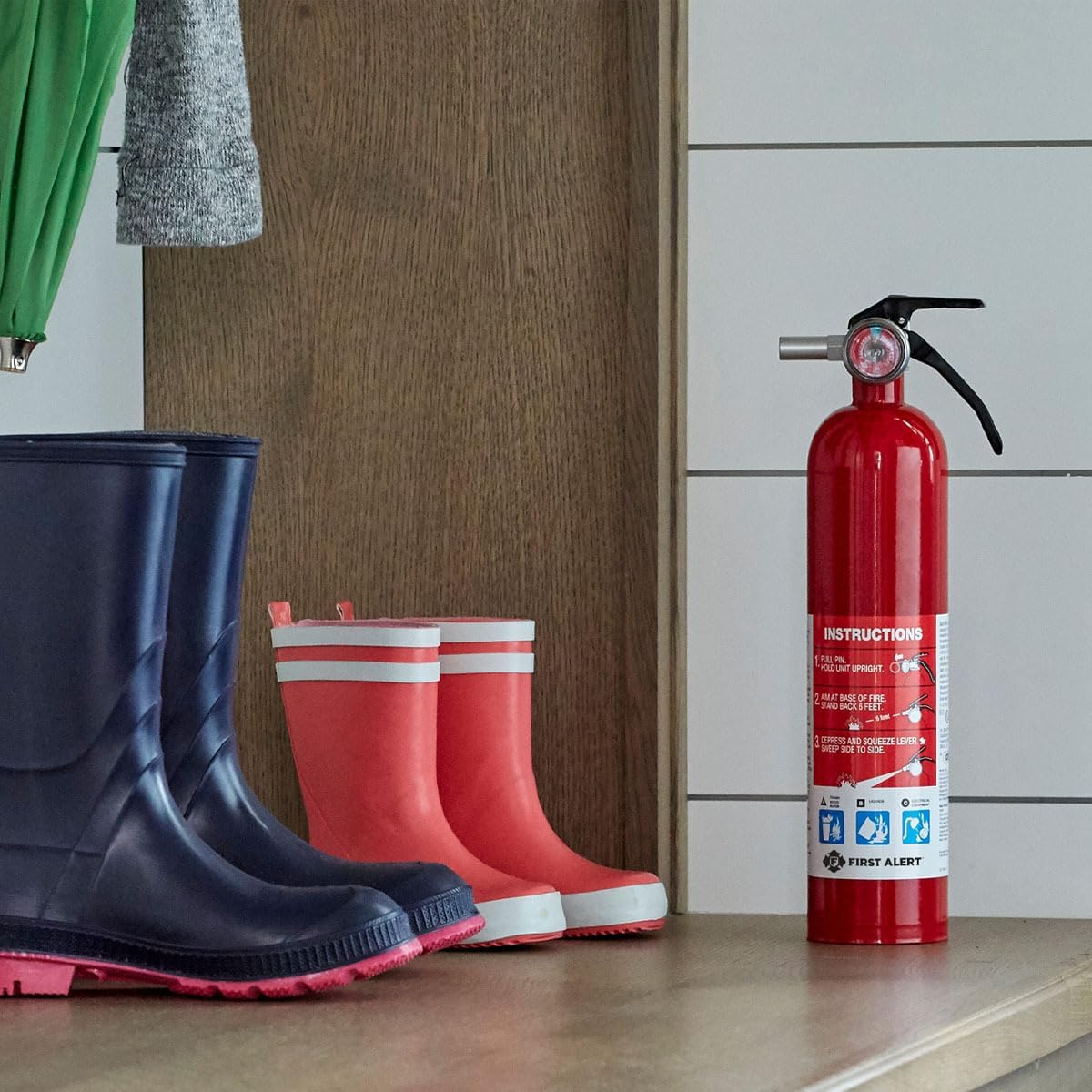 First Alert Fire Extinguisher, Standard Home Use | HOME1 UL RATED 1-A:10-B:C, Red 4-Pack