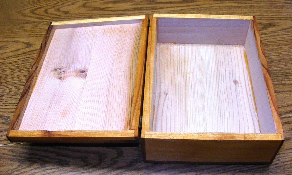 Steve's Gift Shoppe Large Cedar Keepsake and Treasure Storage Box - Size 14 x 7 x 6 Inches