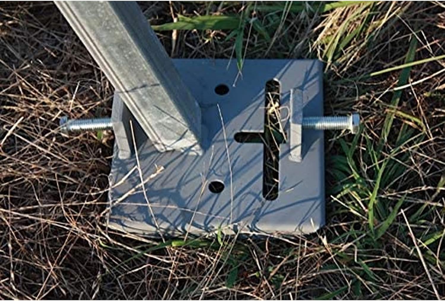 BOSS Buck Deluxe Durable Steel Stable Versatile Foot Pad for Game Feeder | Nut and 1/2" Bolt Included