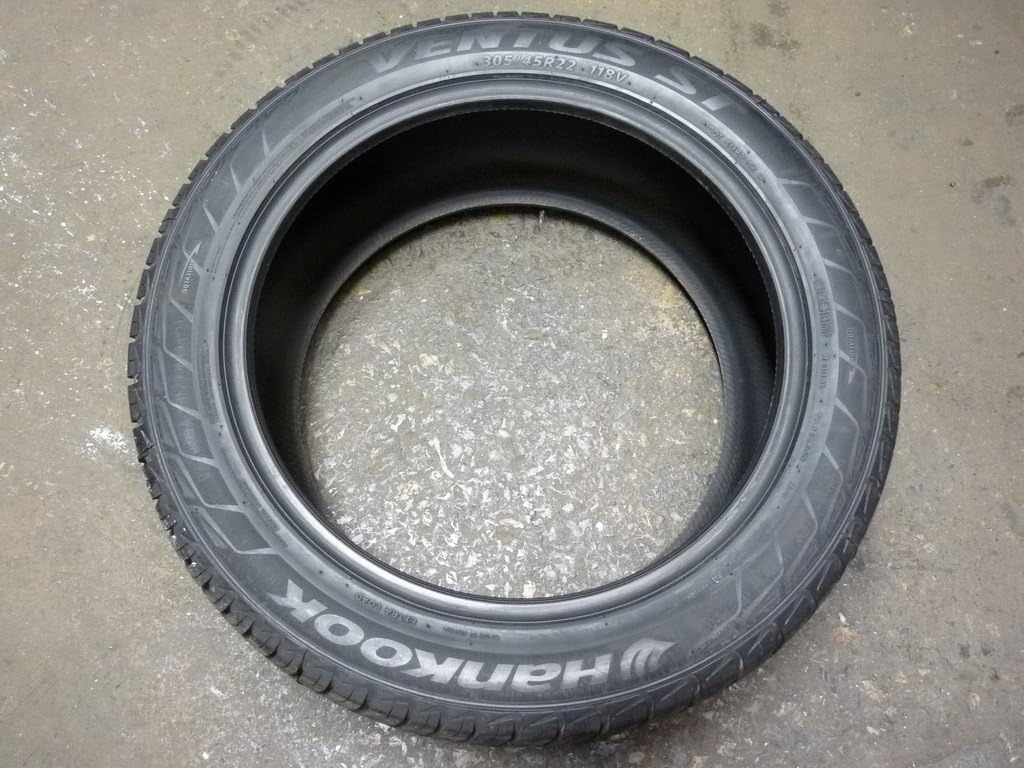 Hankook Ventus ST RH06 All-Season Tire - 275/55R20 117V | Truck/SUV Performance All Season Traction 117V Rated Extra Load Radial Construction Black Sidewall Tire