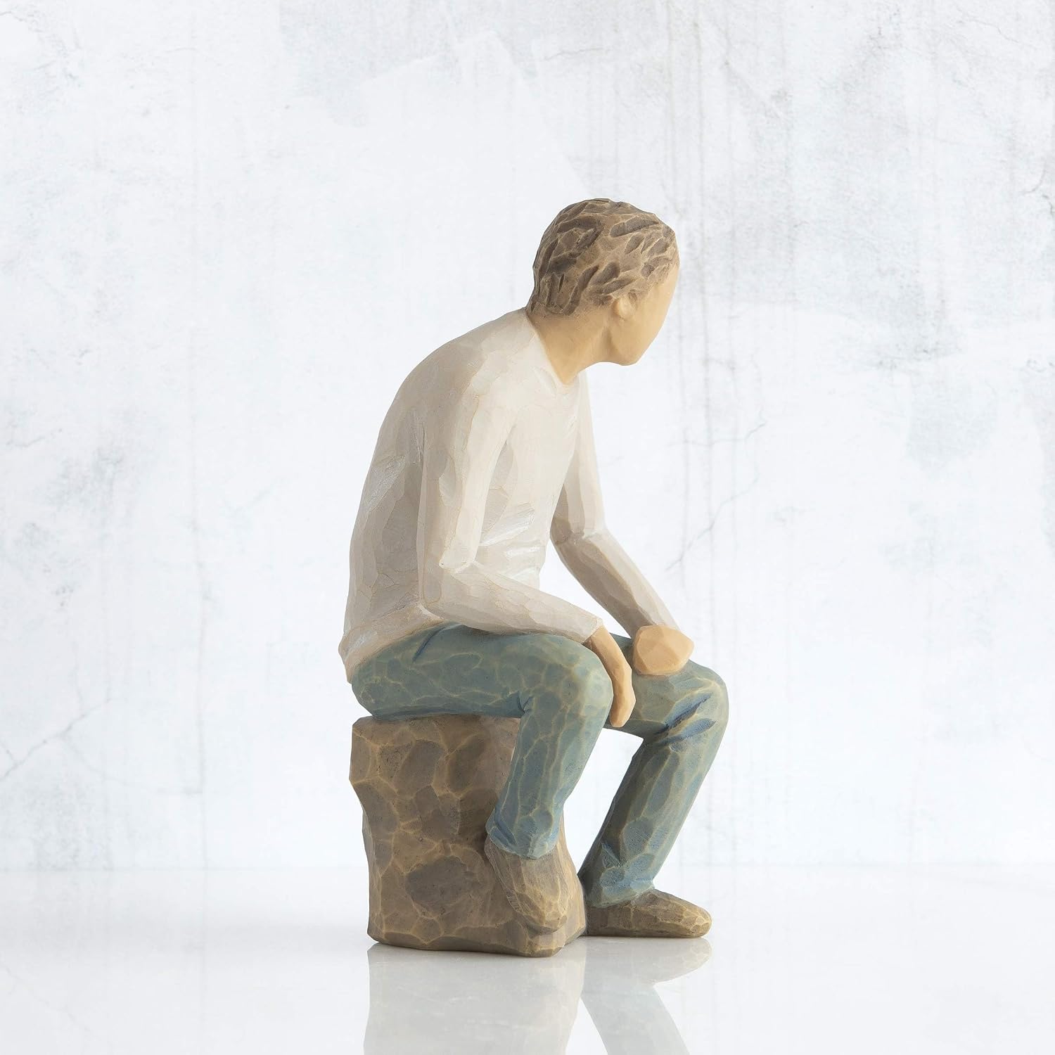 Willow Tree Happiness, Sculpted Hand-Painted Figure | Cast from a Susan Lordi Original Carving, Meaningful Keepsake Gift for Loved Ones, Display on Shelf, Table or Mantel