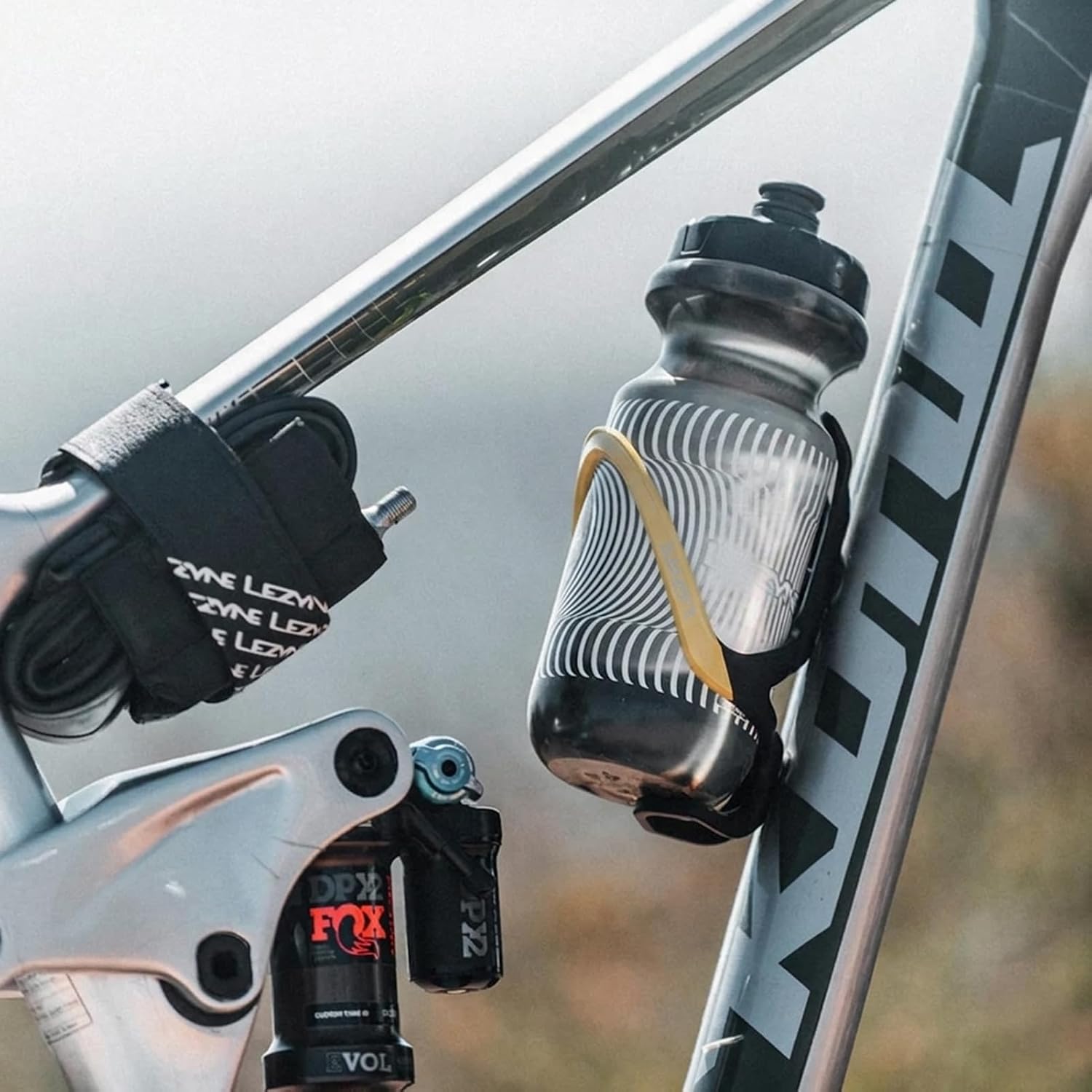 LEZYNE Matrix Team Cage