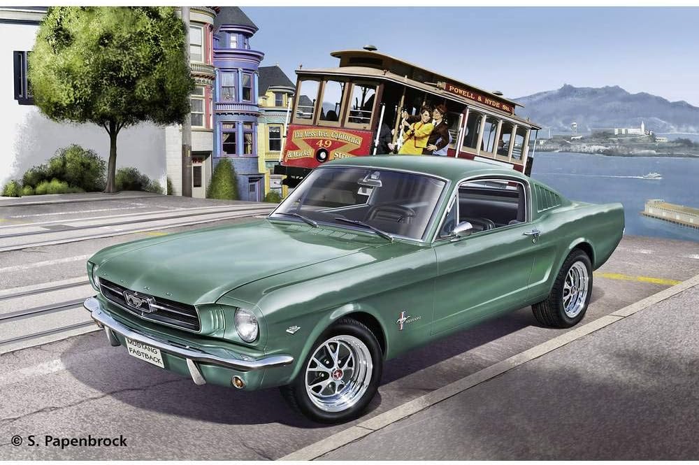 Revell Germany 1965 Ford Mustang 2+2 Fastback Plastic Model Kit (1/25 Scale)