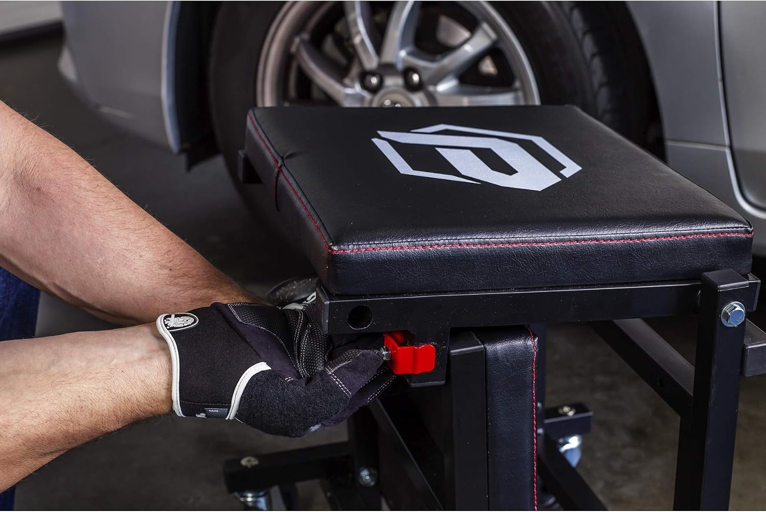 Powerbuilt 2-in-1 Rolling Creeper Seat Converts from High to Low Roller Seat, Fast, Tool-Free Conversion, Garage, Shop, Brake Jobs, Washing, Detailing