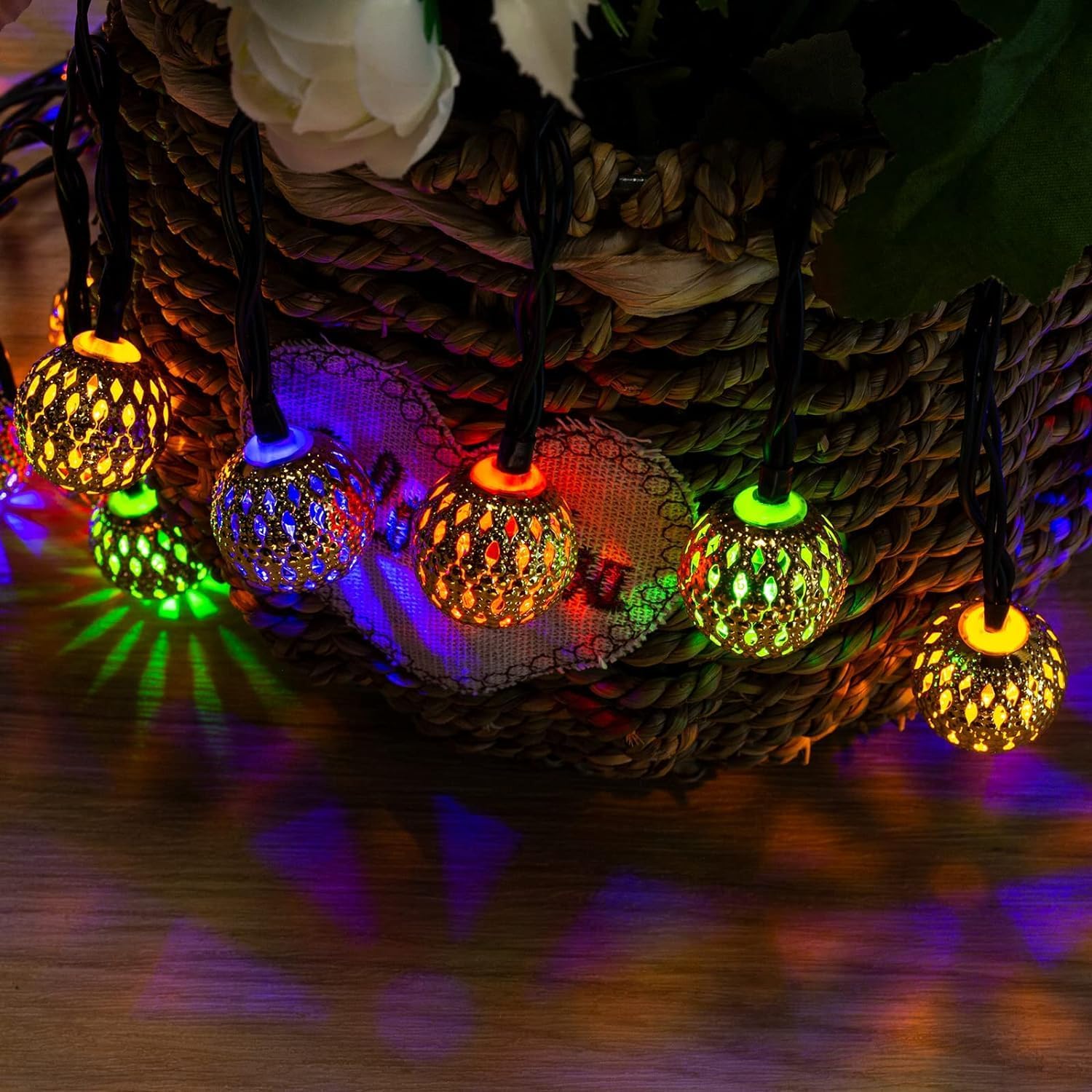 Brightown Solar String Lights Outdoor 60 Led 35.6 Feet Crystal Globe Lights with 8 Lighting Modes