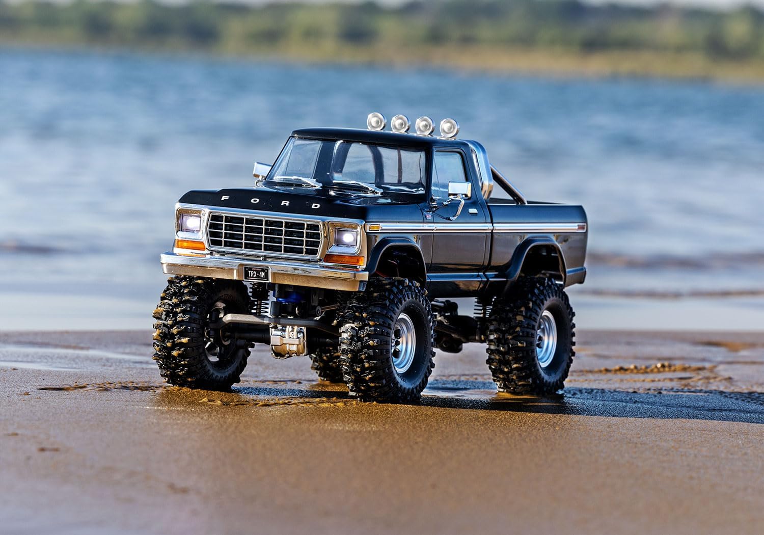 Traxxas 1/18 TRX-4M F-150 High Trail Crawler Truck