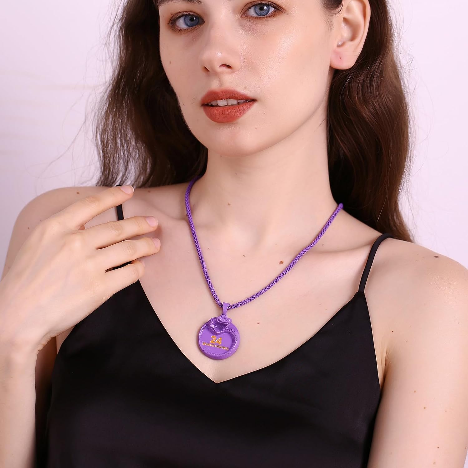 Black Mamba Memorial Pendant - Basketball Star Snake Necklace for Men & Women, Mamba Forever Tribute Jewelry