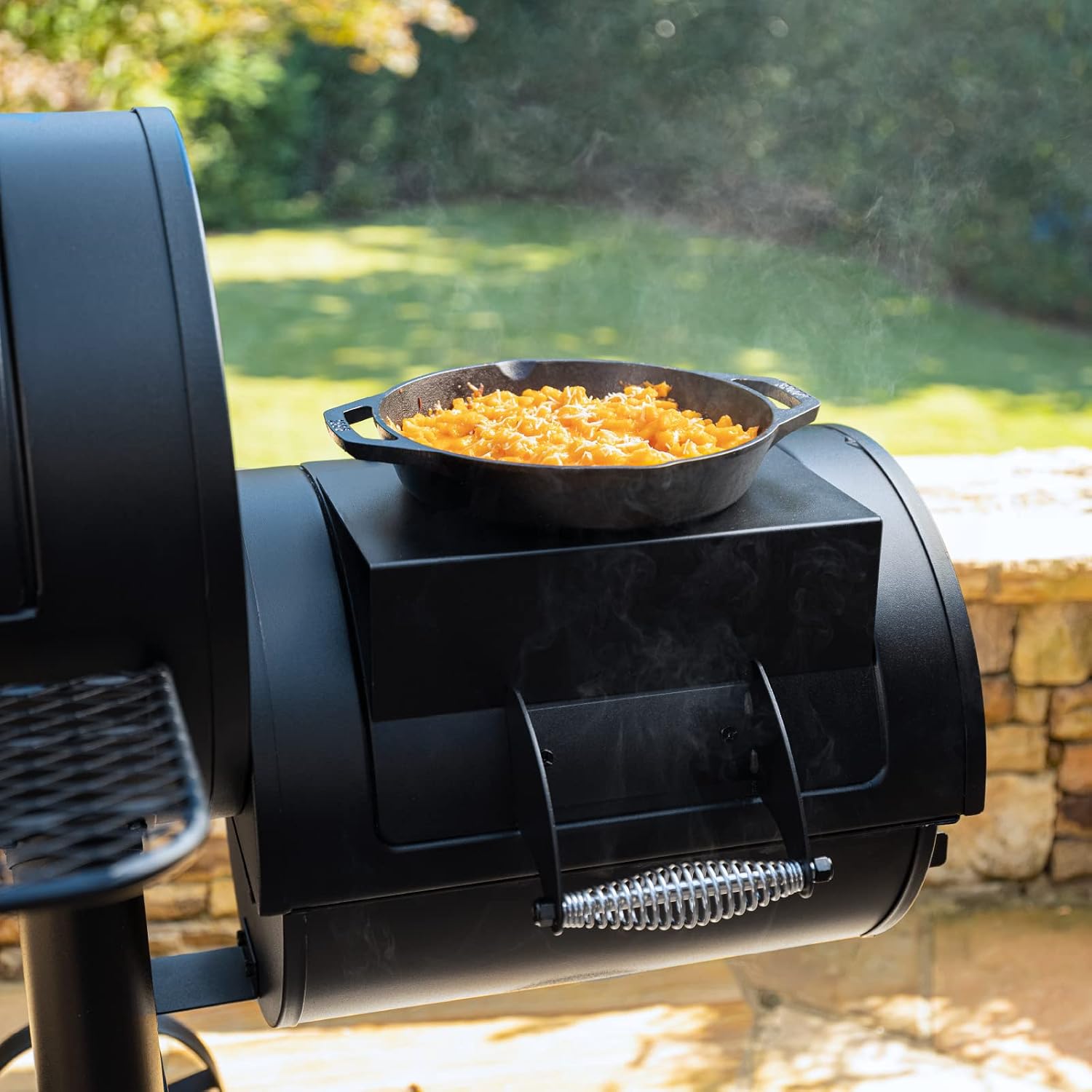 Char-Griller® Competition Pro® Barrel Grill and Offset Smoker, Includes Side Fire Box for Texas-Style Offset Smoking, Metal Cooking Grates, 1