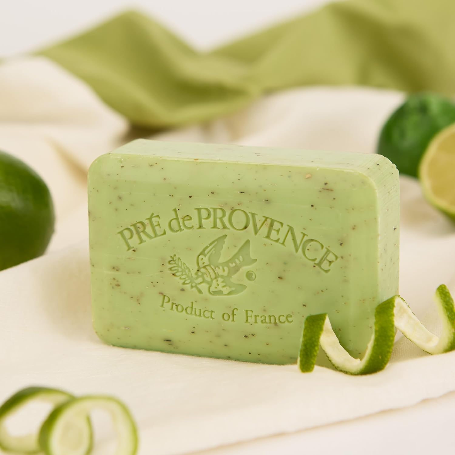 Pre de Provence Artisanal Soap Bar, Enriched with Organic Shea Butter, Natural French Skincare, Quad Milled for Rich Smooth Lather, 8.8 Ounce, Ocean Air