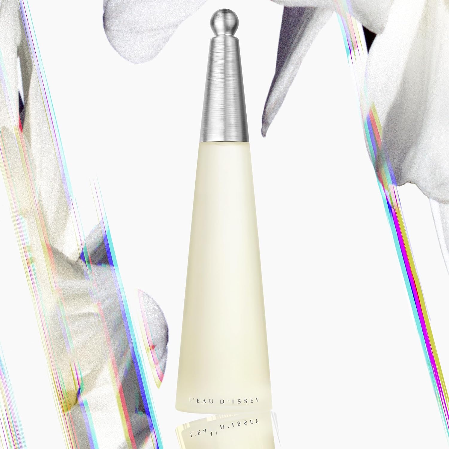 Issey Miyake L'Eau d'Issey Eau de Toilette - Fragrance for Women - Floral & Aquatic, Inspired by the Purity of Water - With Notes of White Flowers, Lotus Rose Accord & Precious Woods Accord