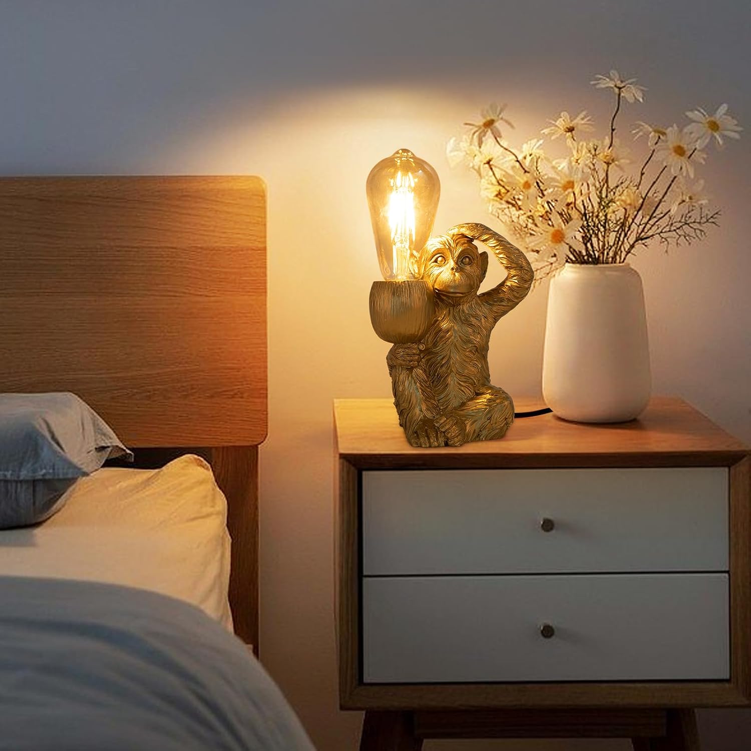 Resin Hemp Rope Monkey Table Light Retro Edison Monkey Desk Resin Sitting Monkey Lighting Fixture E27 for Dining Living Room Bedroom Bar Cafe