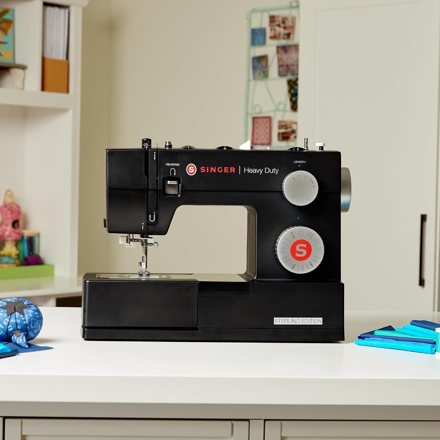 SINGER® 4432 (Grey) High Speed Heavy Duty Sewing Machine + Accessory Kit | 32 stitches deliver 110 applications, 50% more power for thick fabrics, 1100 per minute capacity, 1-step buttonhole design