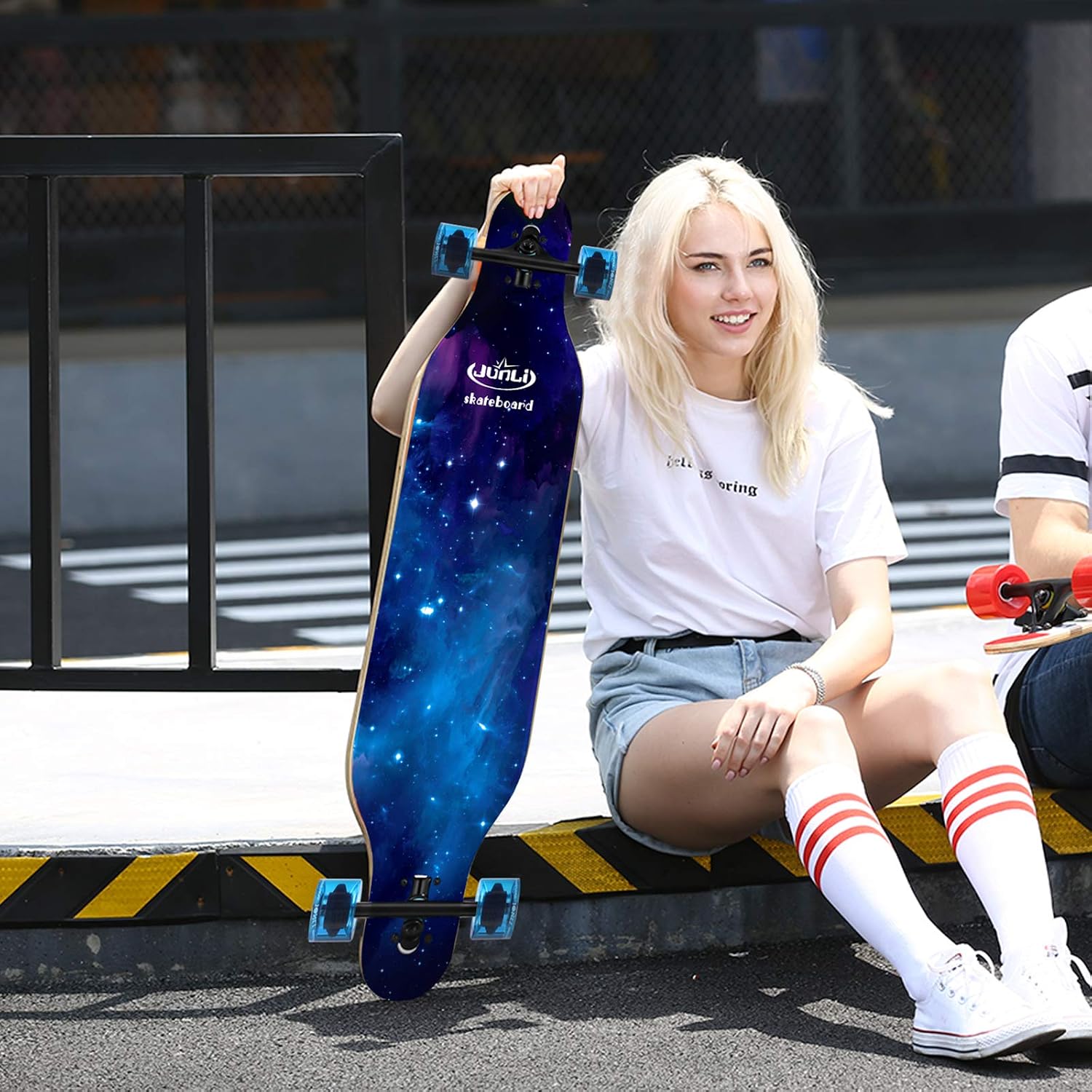 Junli 41 Inch Freeride Skateboard Longboard - Complete Skateboard Cruiser for Cruising, Carving, Free-Style and Downhill