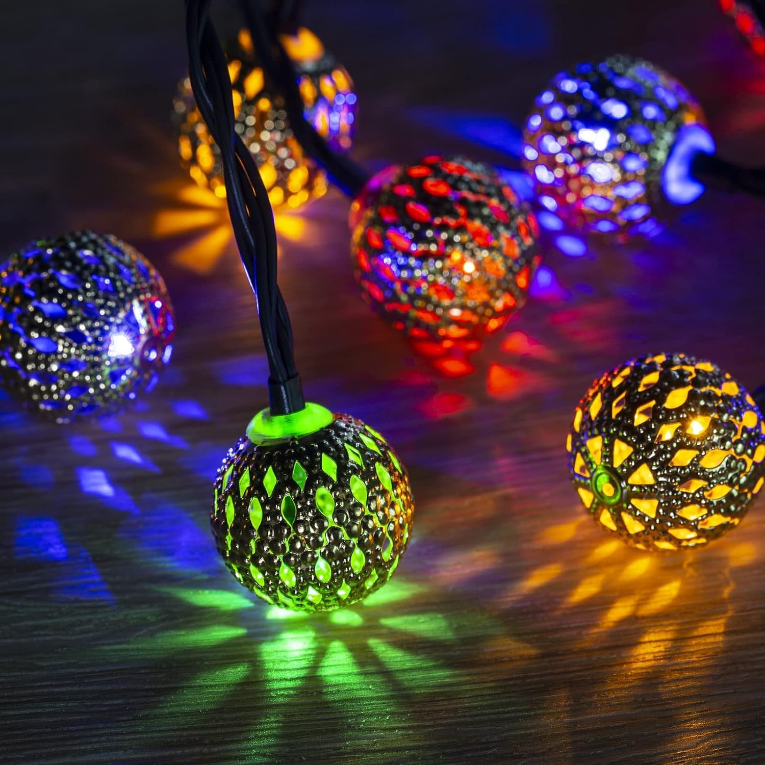 Brightown Solar String Lights Outdoor 60 Led 35.6 Feet Crystal Globe Lights with 8 Lighting Modes
