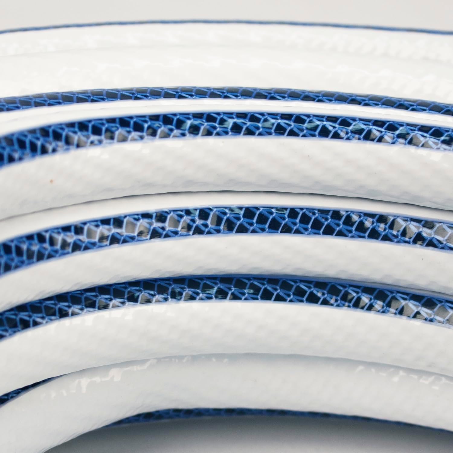 Teknor Apex 1108899 1/2" x 25' RV/Marine Neverkink Hose