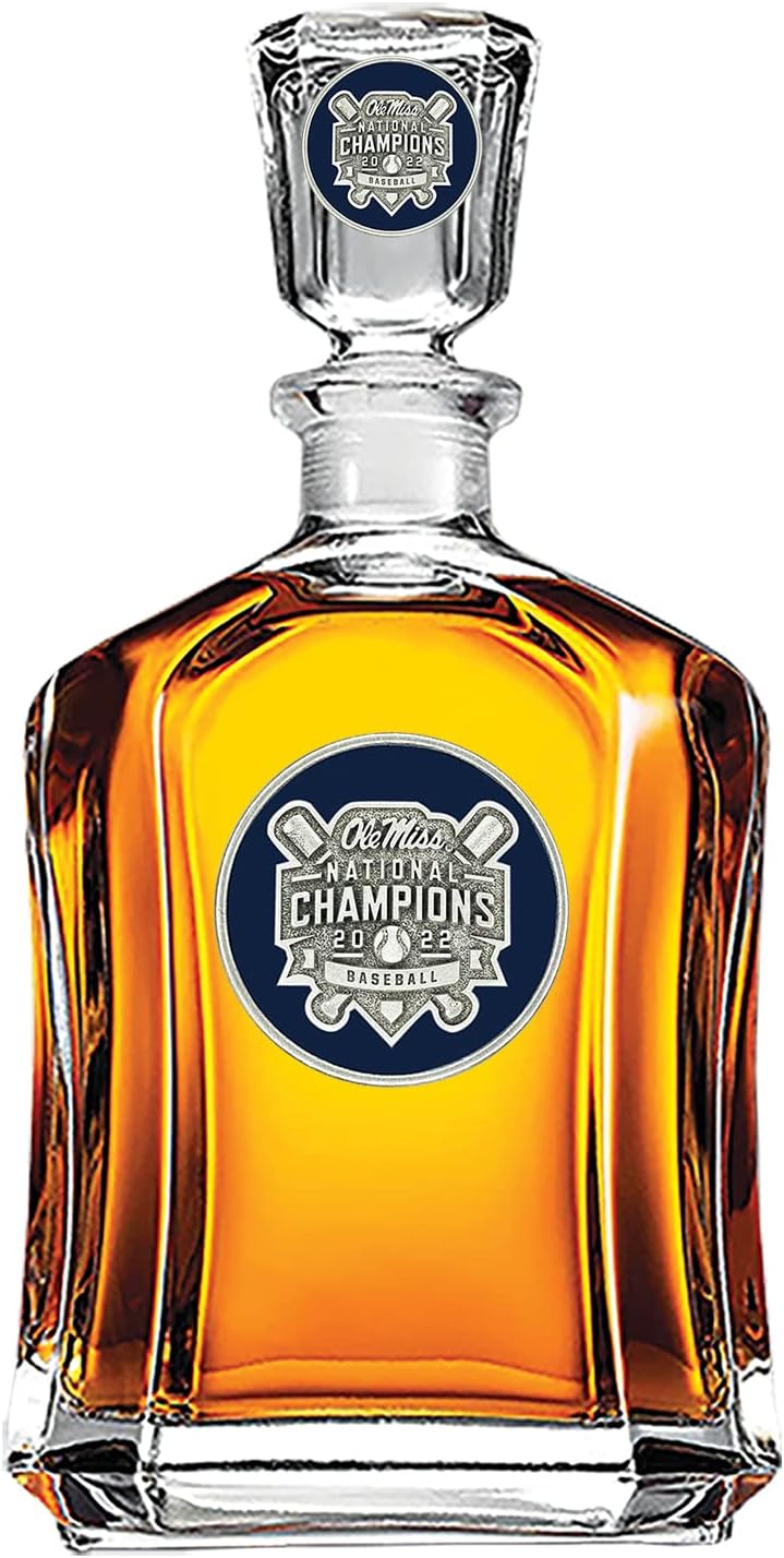 Marines Decanter – Eagle Globe & Anchor | 24 OZ Whiskey Decanter for Liquor with Airtight Stopper | Expertly Crafted Pewter Glass Clear