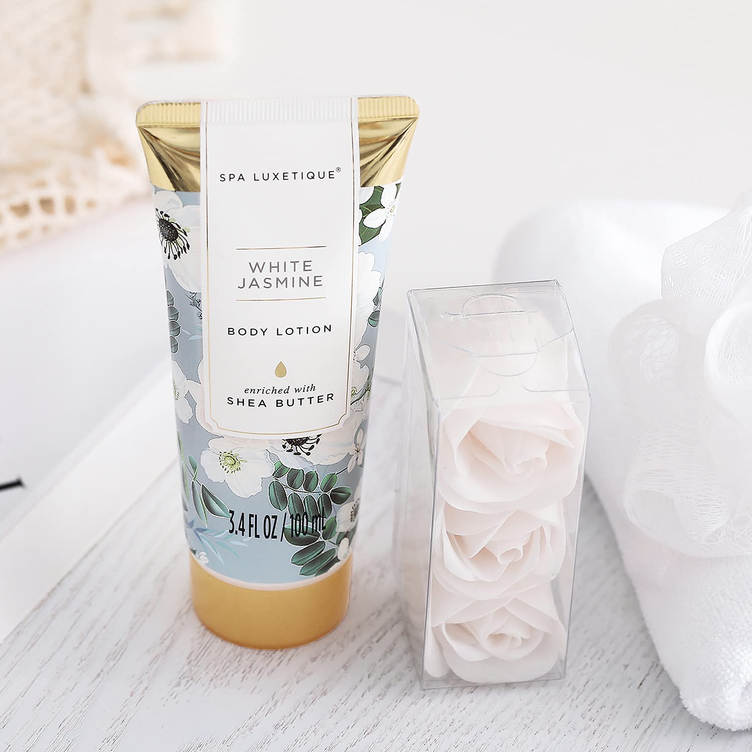 Self Care Gifts for Women, Spa Luxetique 8pcs Daisy Bath and Body Gift Baskets for Her, Bath Set with Bubble Bath, Lotion, Christmas Gifts for Mom