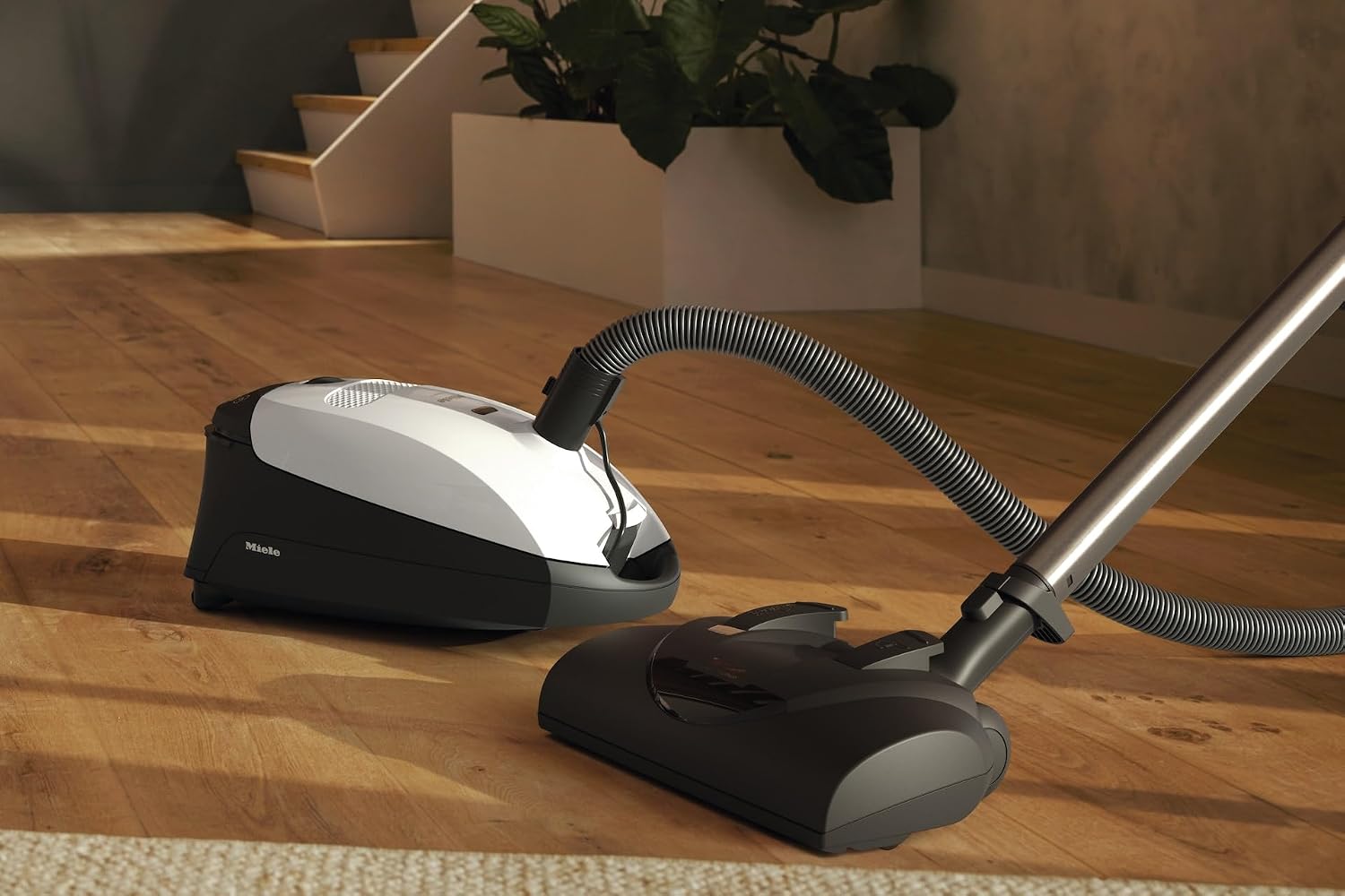 Miele C1 Classic Cat & Dog Powerline Canister Vacuum (Lotus White)