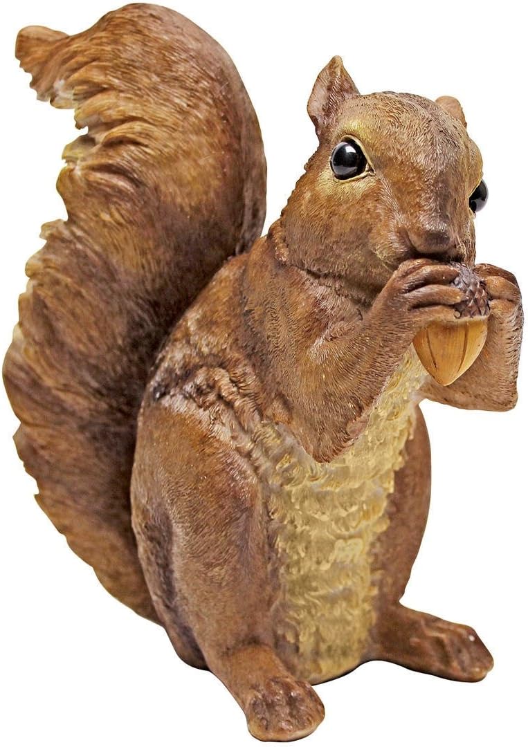 Design Toscano Woodland Squirrel Statue: Chomper