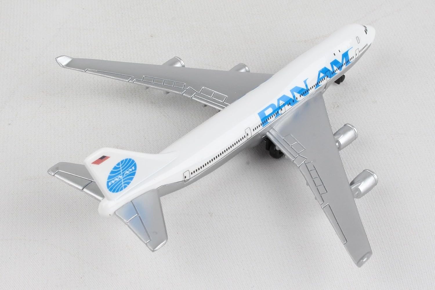 Daron Southwest Airlines Die-Cast Model Airplane Toy