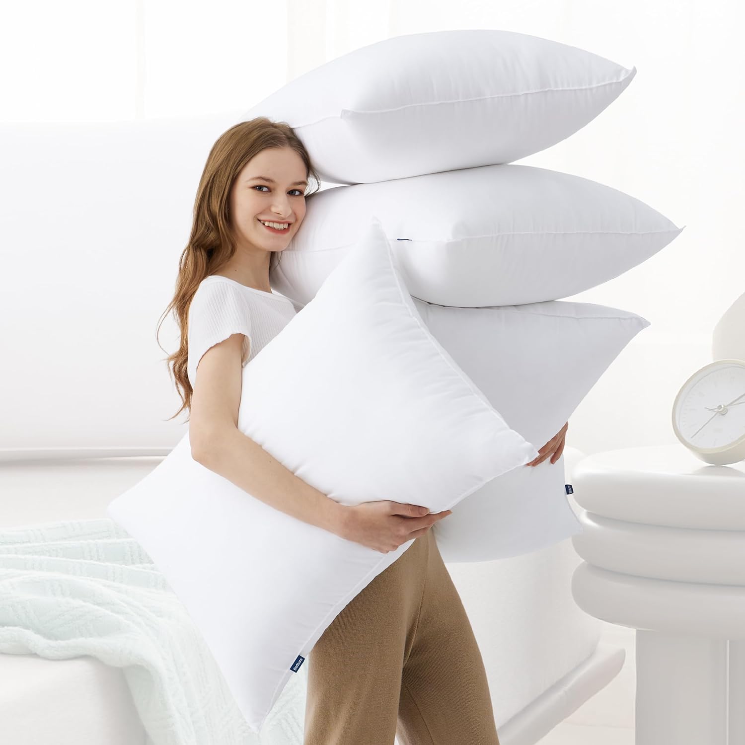 Bedsure Pillows Queen Size Set of 2 - Hotel Collection Bed Pillows for Sleeping, with Down Alternative Filling, Soft Support for Back