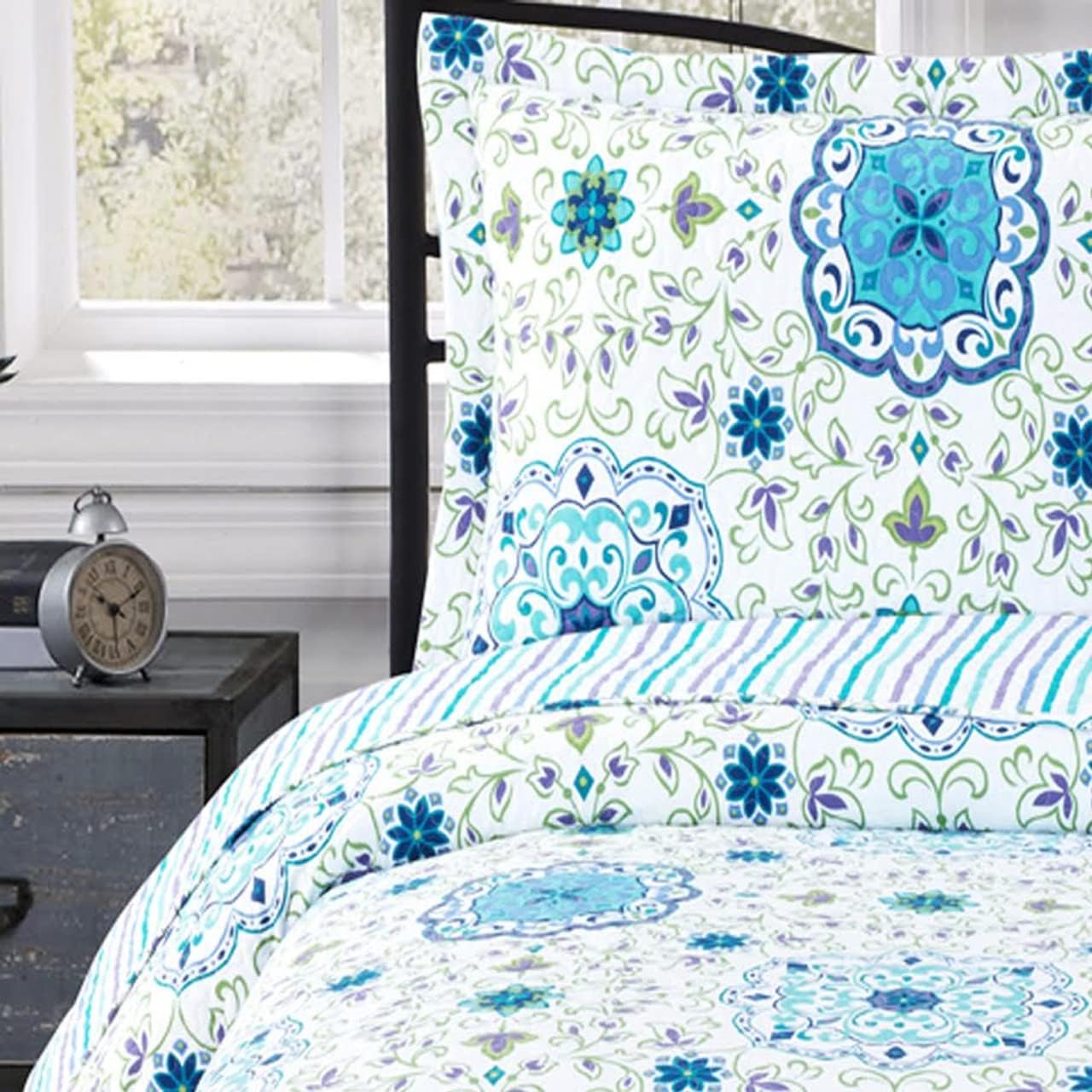 Royal Hotel Ayat Birds Oversized Coverlet Set Queen Size – Luxury Queen Quilt Bedspread, All Season Soft Filled Quilts