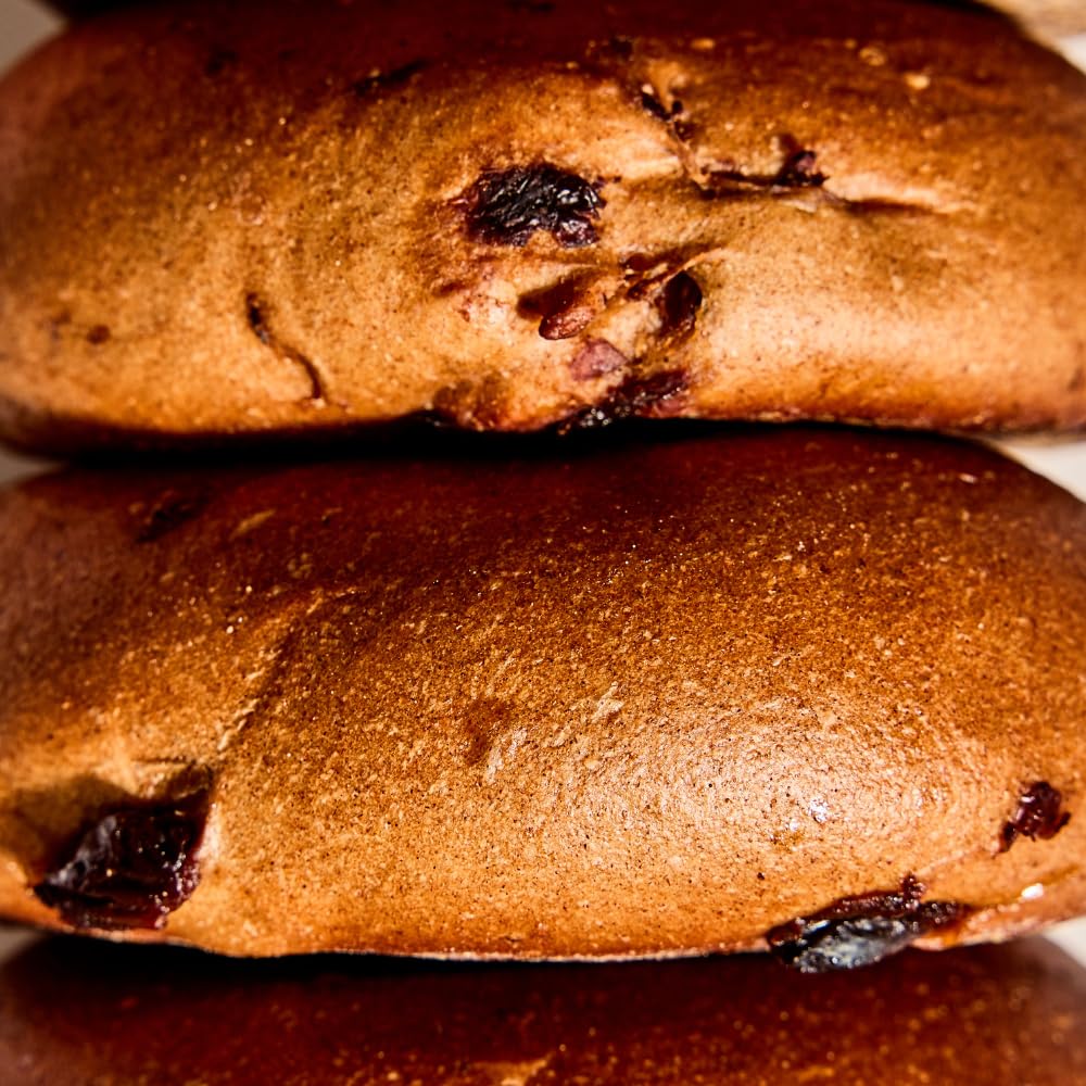 One Mighty Mill Whole Wheat Cinnamon Raisin Bagels, 100% Organic, Fresh-Milled, Stone-Ground Flour - No Preservatives or Artificial Ingredients
