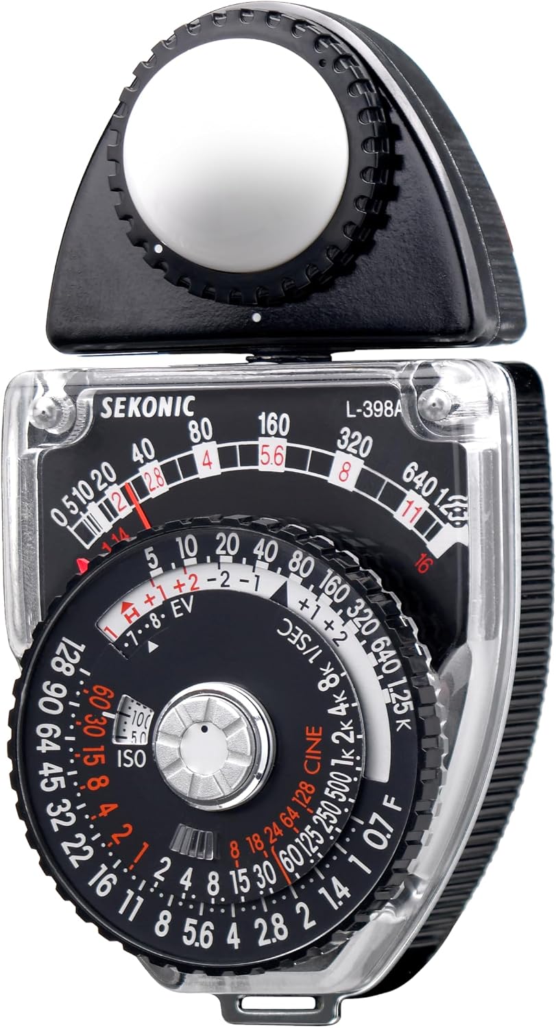 Sekonic L-398A Studio Deluxe III Analog Light Meter, Battery-Free Incident & Reflected Ambient Meter with Amorphous Photocell, Swivel Head