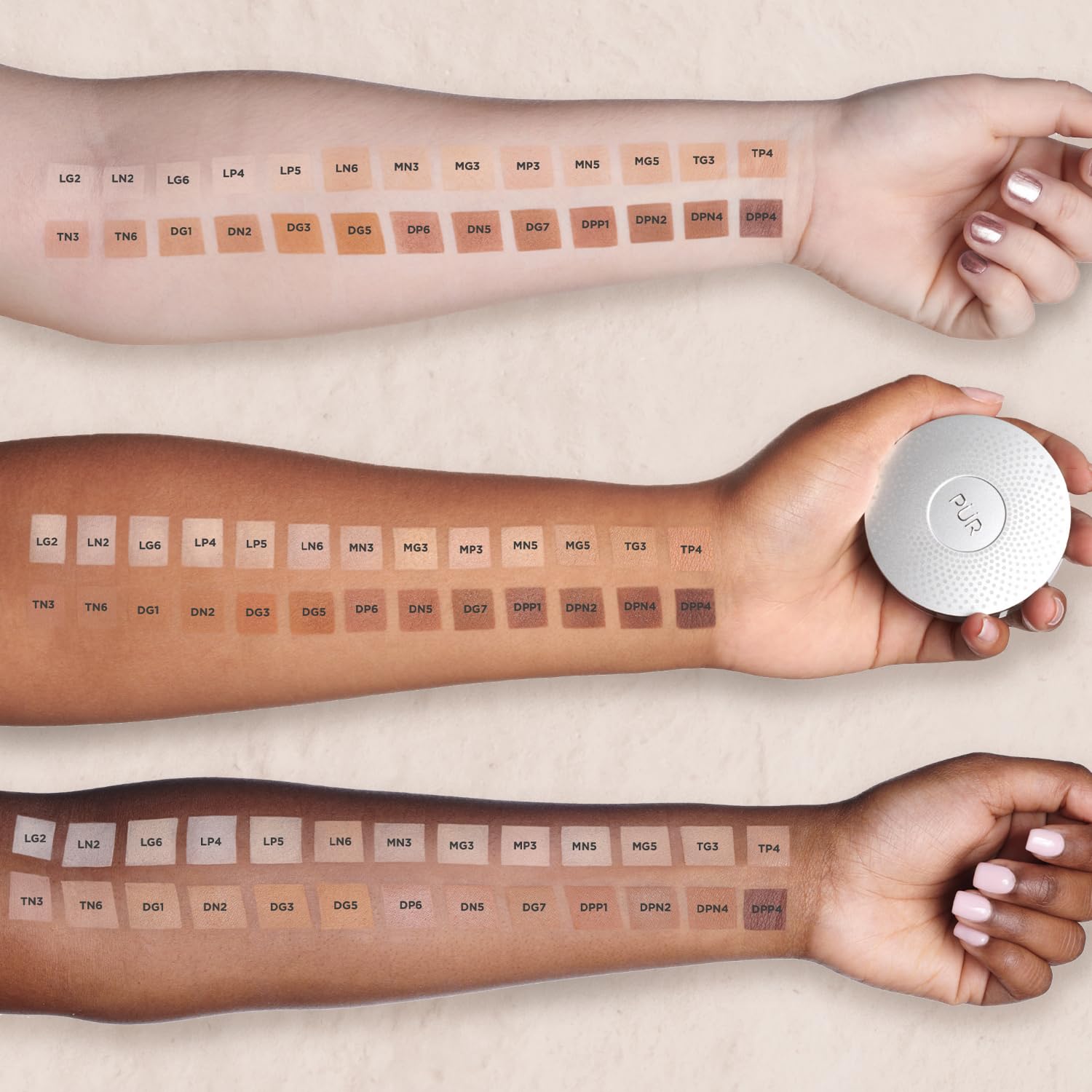 PÜR 4-in-1 Pressed Mineral Makeup Powder Foundation with SPF 15 | Buildable Foundation Coverage - Smooth, Even-Looking Complexion Makeup Delivers Custom Coverage and Comfortable Everyday Wear