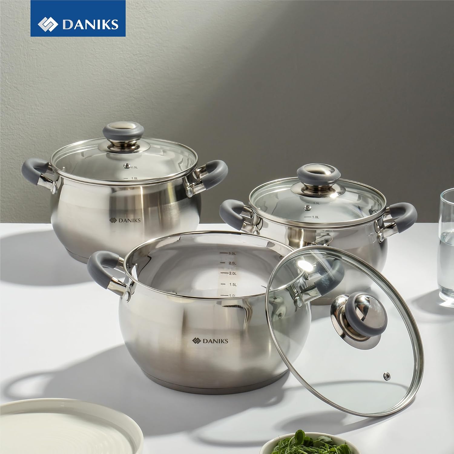 Daniks Modern 4 Quart Stainless Steel Stock Pot with Glass Lid, Tri-Ply Bottom for Even Heating, Induction Compatible, Dishwasher Safe