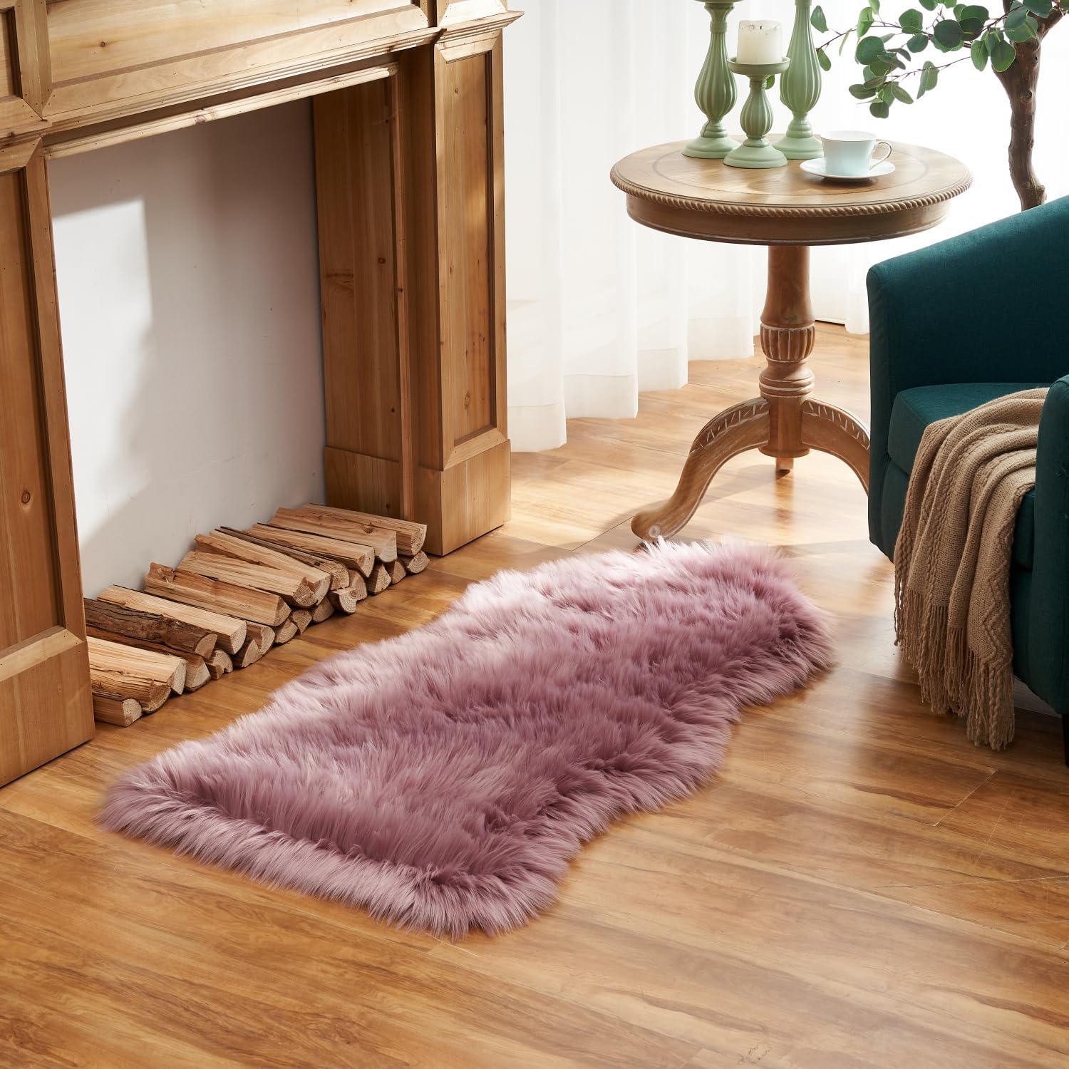 EasyJoy Ultra Soft Fluffy Shaggy Area Rug Faux Fur Rug Chair Cover Seat Pad Fuzzy Area Rug for Bedroom Floor Sofa Living Room (2 x 6 ft Sheepskin