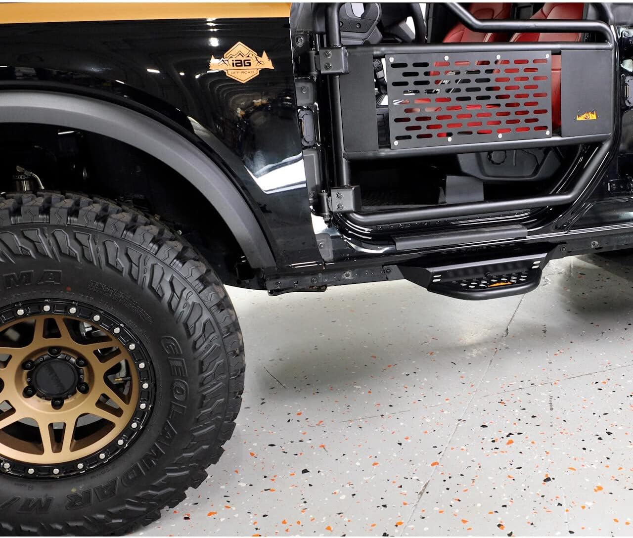 IAG I-Line Side Steps Without Factory Rock Rails for Ford Bronco 2 Door 2021-2024+ (Not Sport)