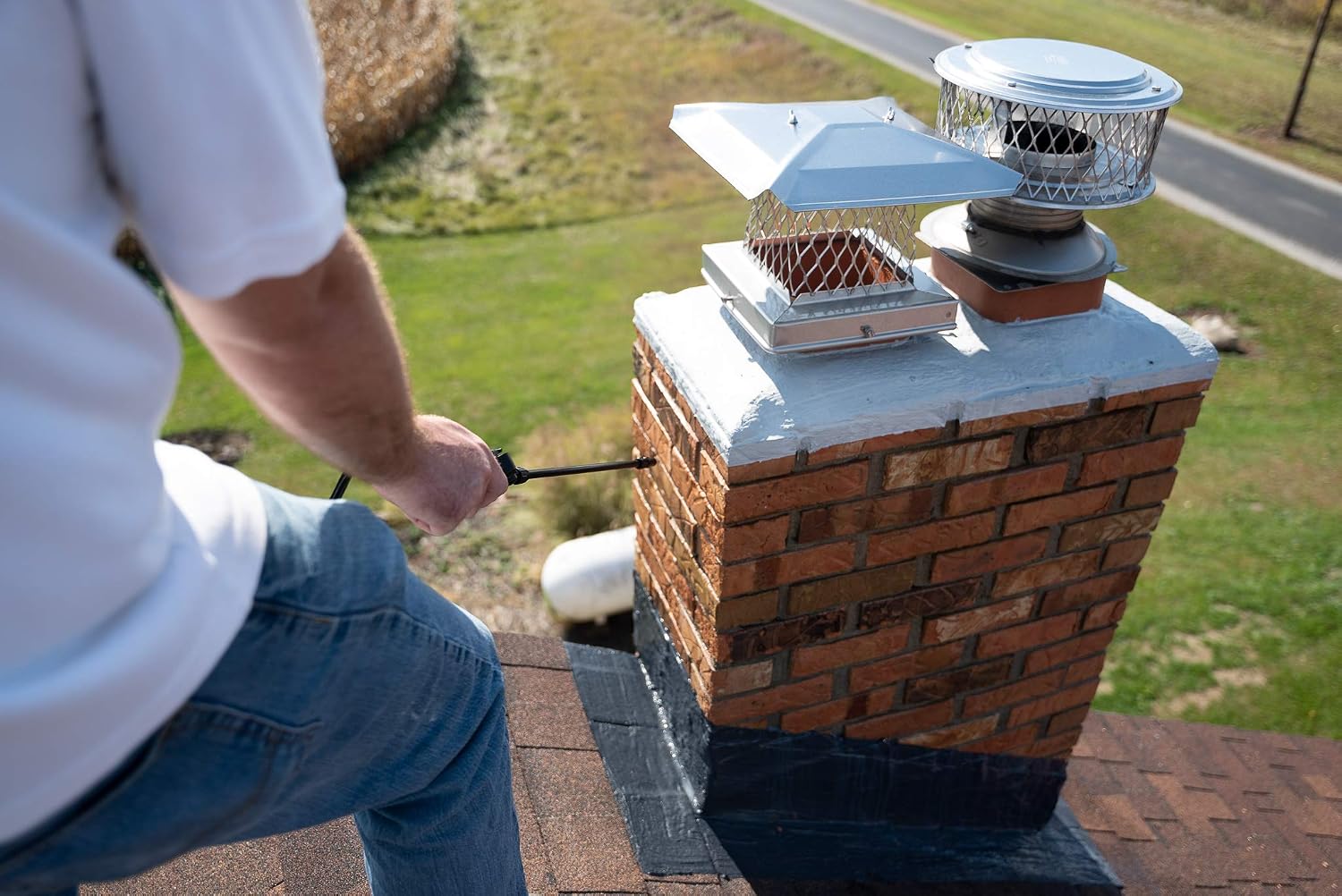 MasonryDefender Chimney Brick Sealer, Clear Water-Based Siloxane Sealer - Breathable Waterproofer For All Exterior, Vertical Masonry Surfaces - 1 Gal