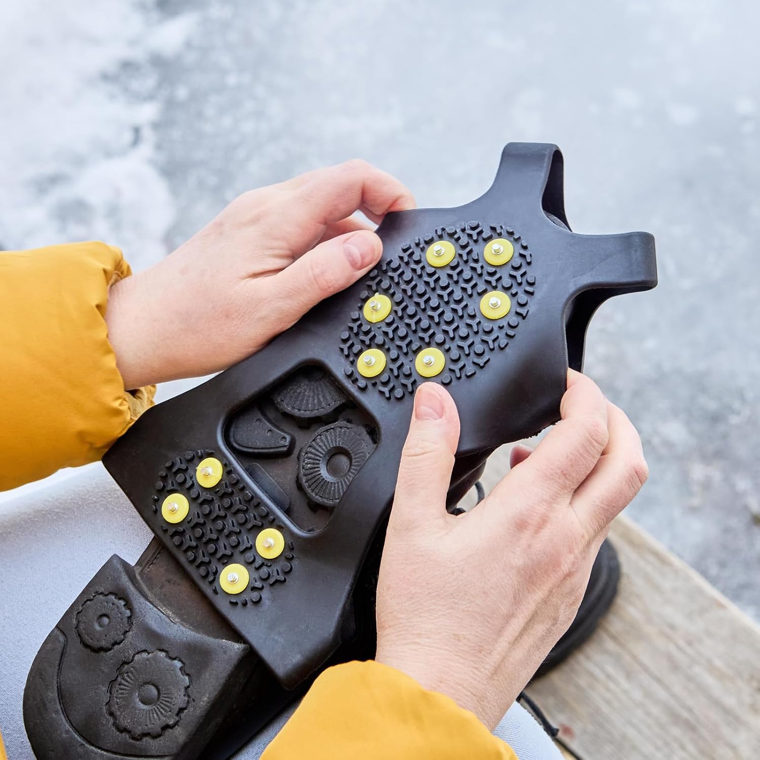 Ice Cleats for Shoes and Boots Anti Slip Ice Grips Snow Crampons Traction Cleats Hiking Fishing Walking Gear