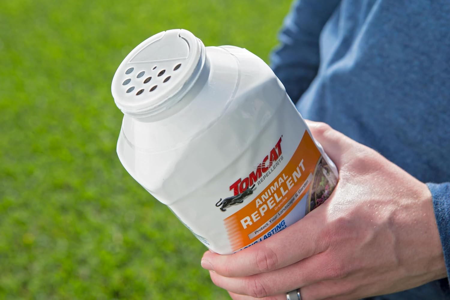 Tomcat Repellents Deer Repellent, 1 gal. | Also Repels Rabbits, Ready-to-Use, Protects Landscapes and Gardens, Contains Essential Oils
