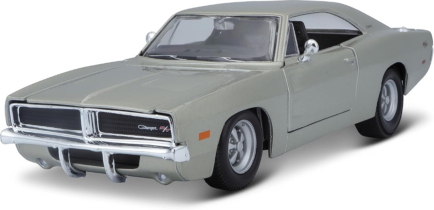 Maisto 1:25 Scale 1969 Dodge Charger R/T Diecast Vehicle (Colors May Vary)