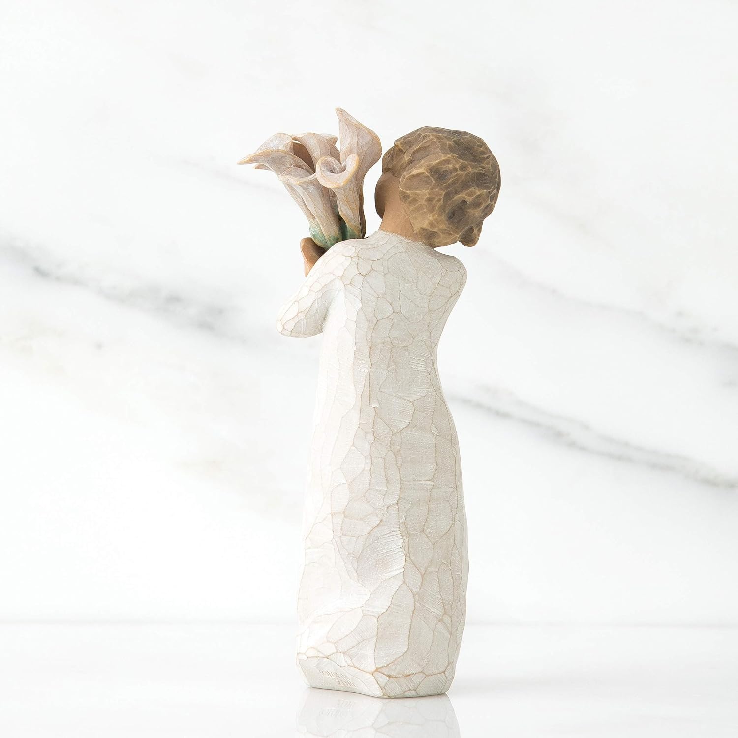 Willow Tree Happiness, Sculpted Hand-Painted Figure | Cast from a Susan Lordi Original Carving, Meaningful Keepsake Gift for Loved Ones, Display on Shelf, Table or Mantel