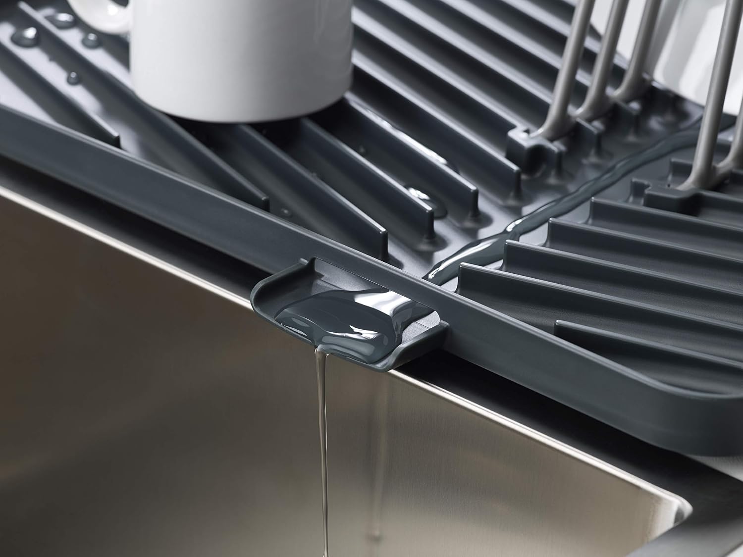 Joseph Joseph Flip-Up Drain Board with Foldable Dish Rack, One-size, Gray