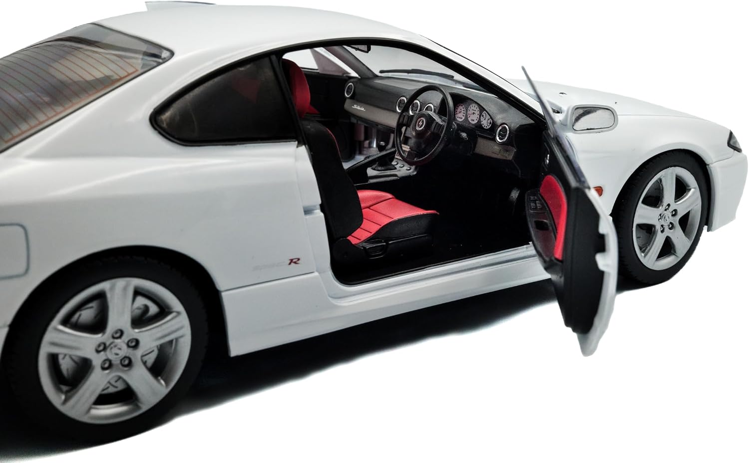 Solido Nissan Silvia S15 Spec-R Aero – 1:18 Diecast Model JDM Drift Legend Collectible