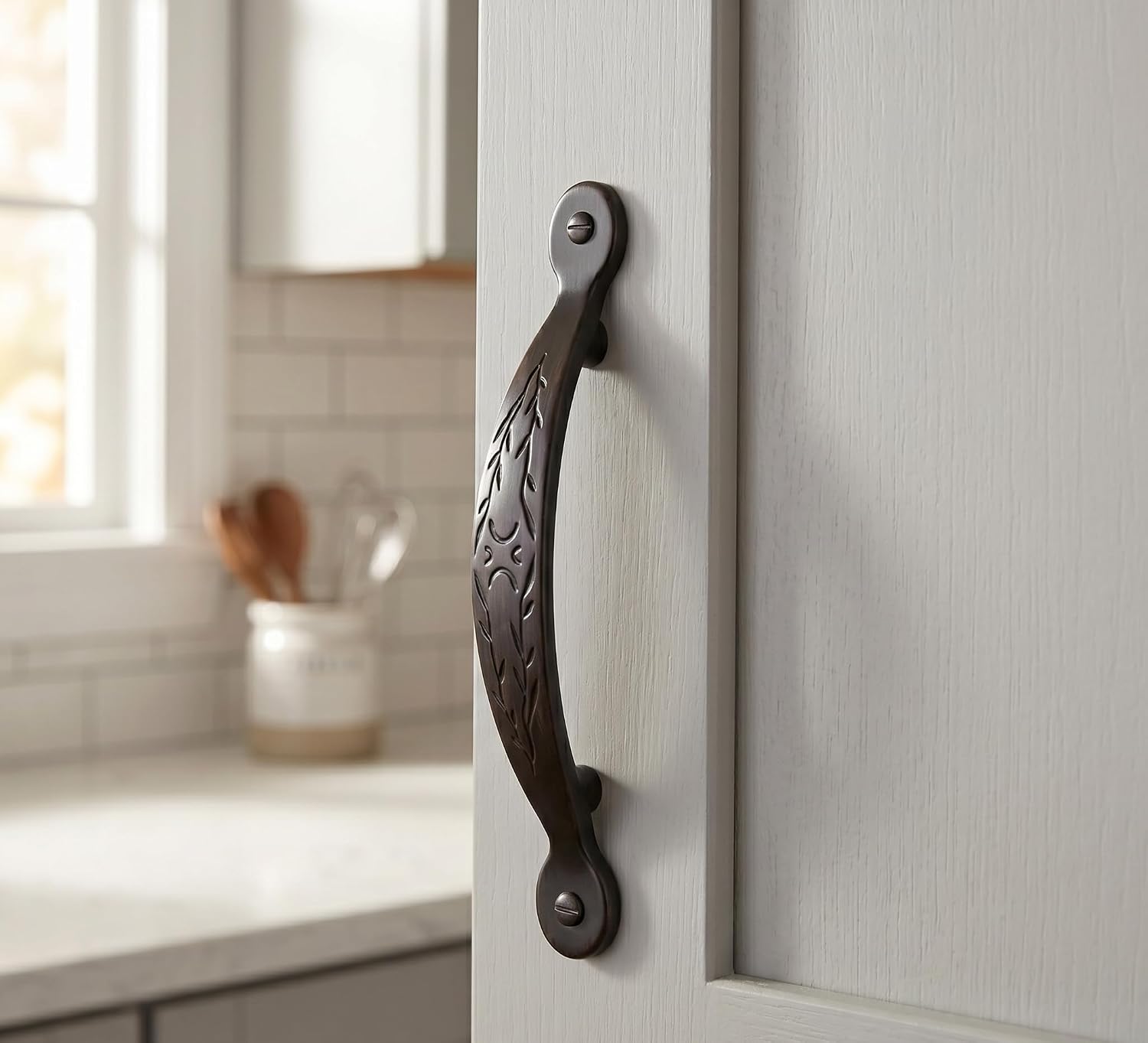 Cosmas 10 Pack 465ORB Oil Rubbed Bronze Leaf Pull 3 Inch Hole Centers | Leaf Design | 76mm Hole Centers | 5-3/4 Inch Overall | Kitchen, Bathroom & Dresser Hardware