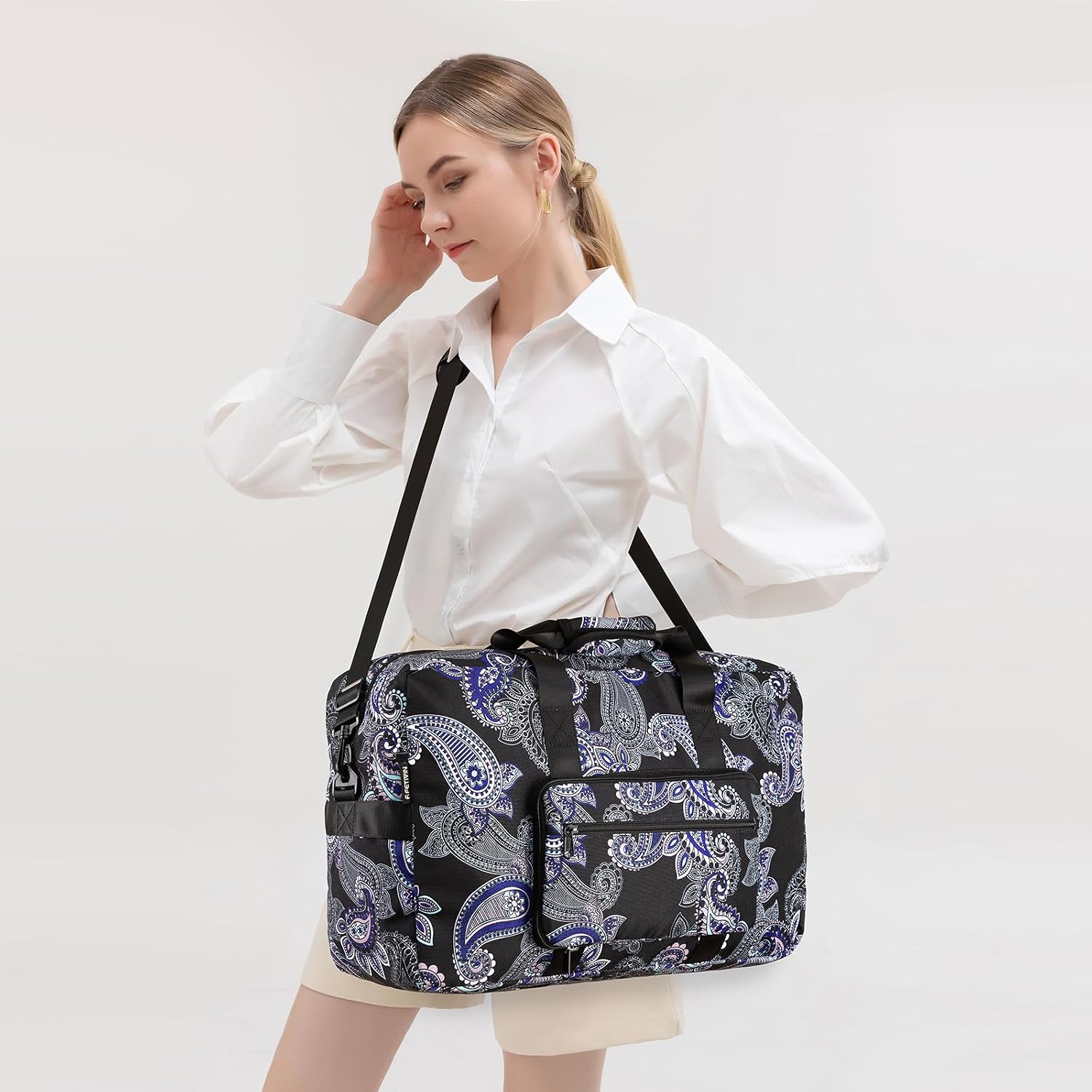 Travel Foldable Waterproof Duffel Bag - Lightweight Carry on Luggage Tote Duffel Bag(Black Floral)