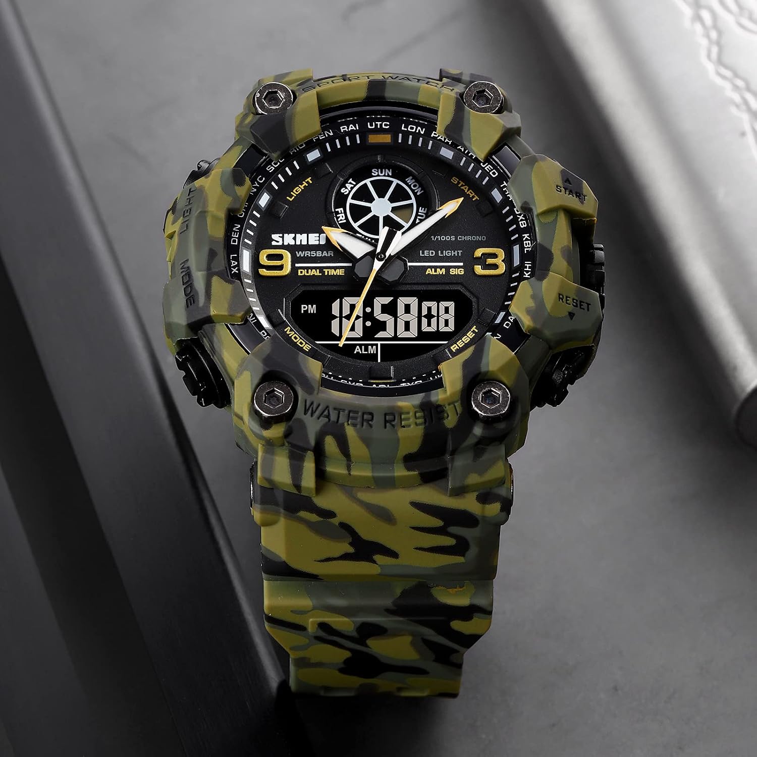 FANMIS Men's Analog Digital Sport Watch Military Dual Display 50M LED Watch | Men's Dual Display Sports Watches With Led Backlight Alarm Stopwatch 12/24h Time Outdoor Running Swimming