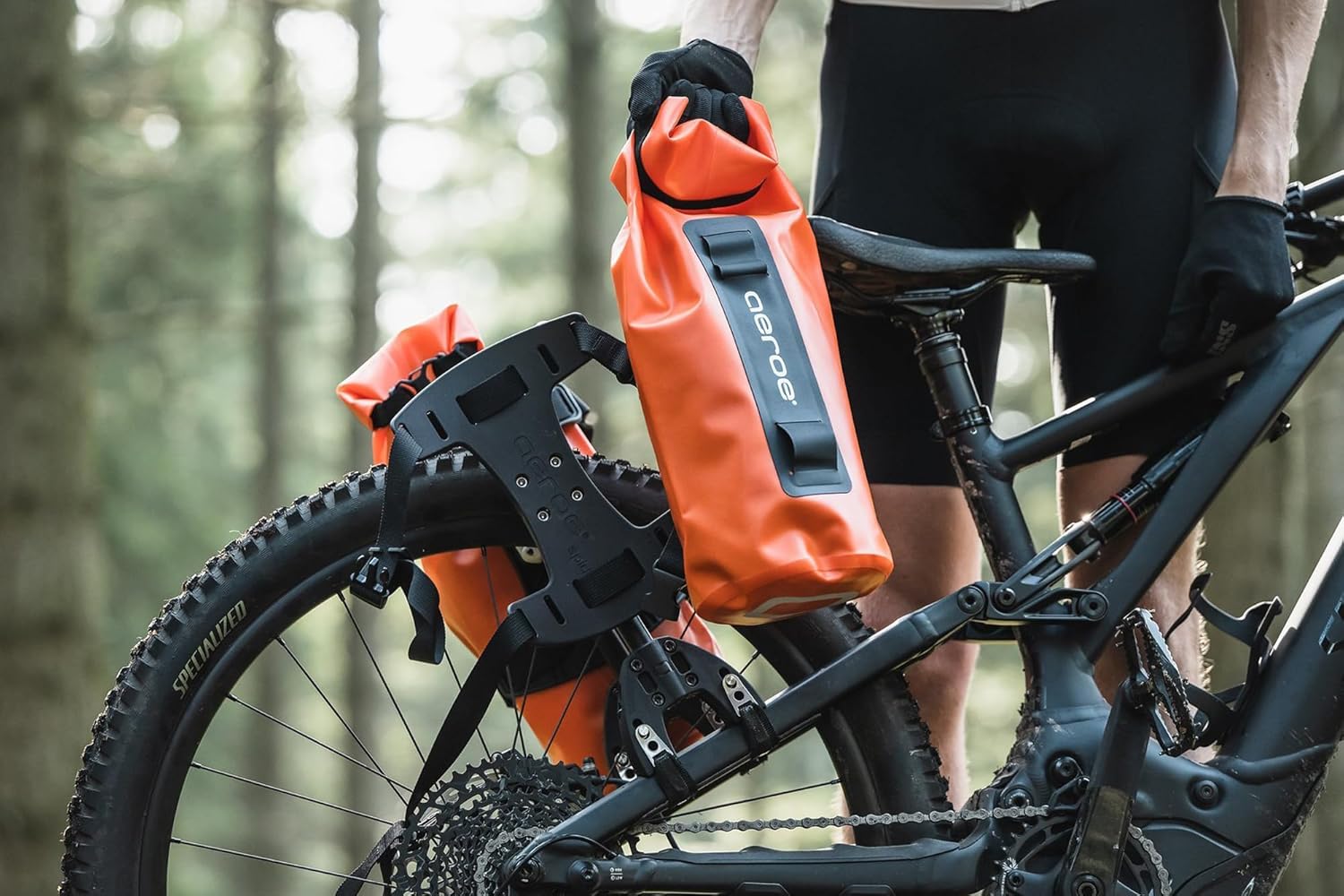 AEROE Spider Rear Bike Rack, Easy Install & Use, Fits All Mountain Bikes incl. E MTB, Gravel Bikes and Electric Bikes