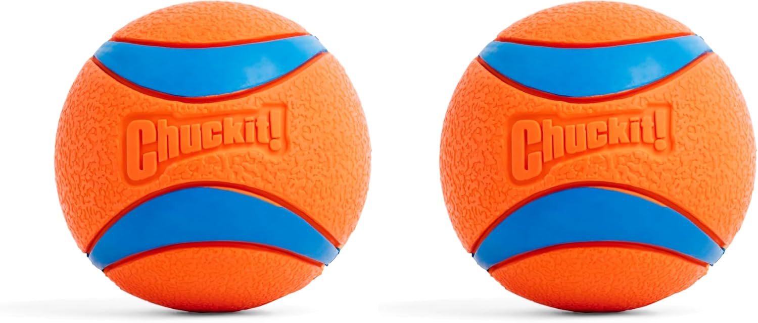 Chuckit! Ultra Ball Dog Toy - Size Large - For Dogs 60-100 lbs - Made from Durable Rubber - Super Bouncy - Floats in Water - 3-inch Diameter - Pack of 1