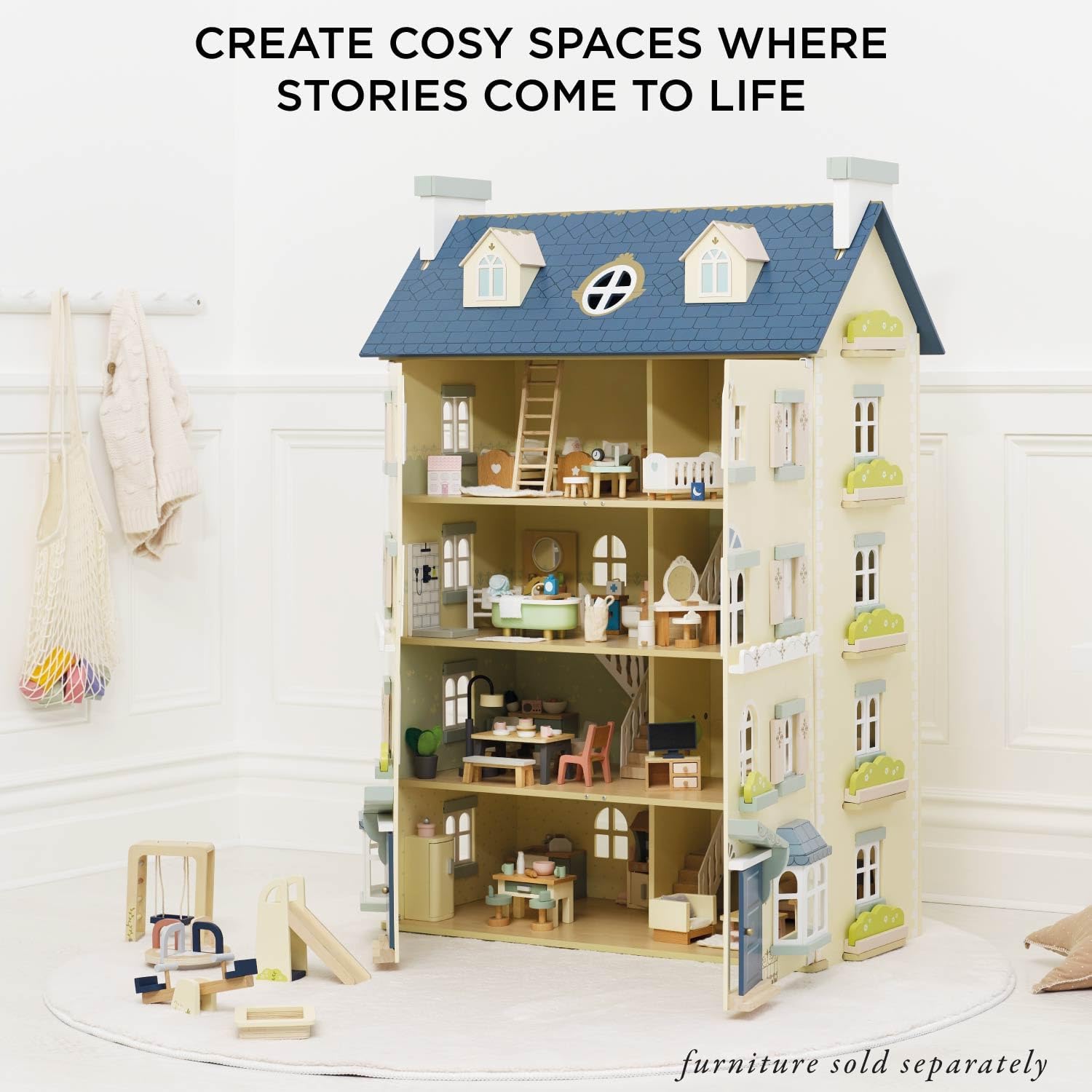 Le Toy Van - Palace House Large Wooden Doll House | Great As a Gift | 5 Storey Wooden Dolls House Play Set - Suitable for Ages 3+
