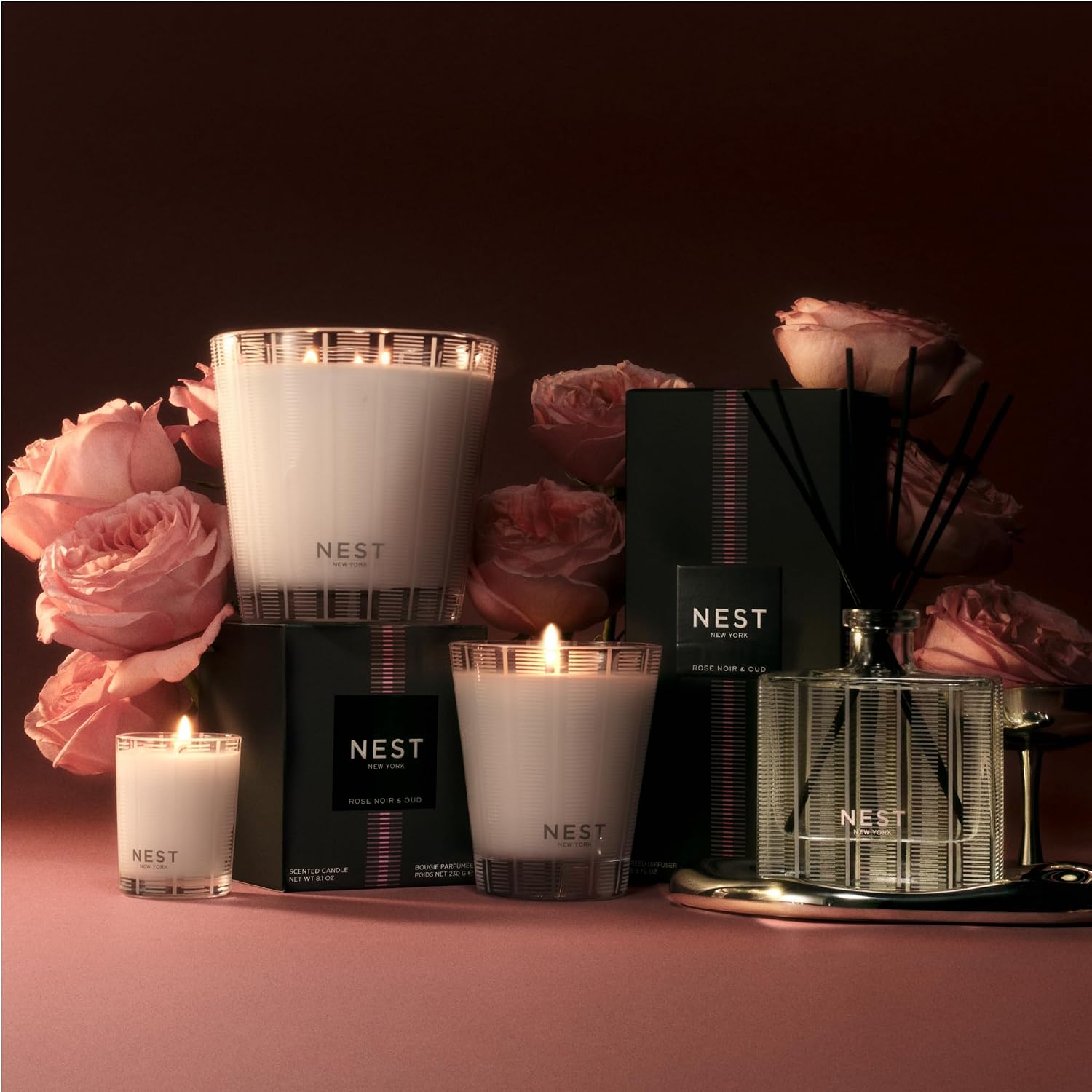 NEST New York Scented Classic Candle, Grapefruit - 8.1 oz - Up to 60-Hour Burn Time - Reusable Glass Vessel